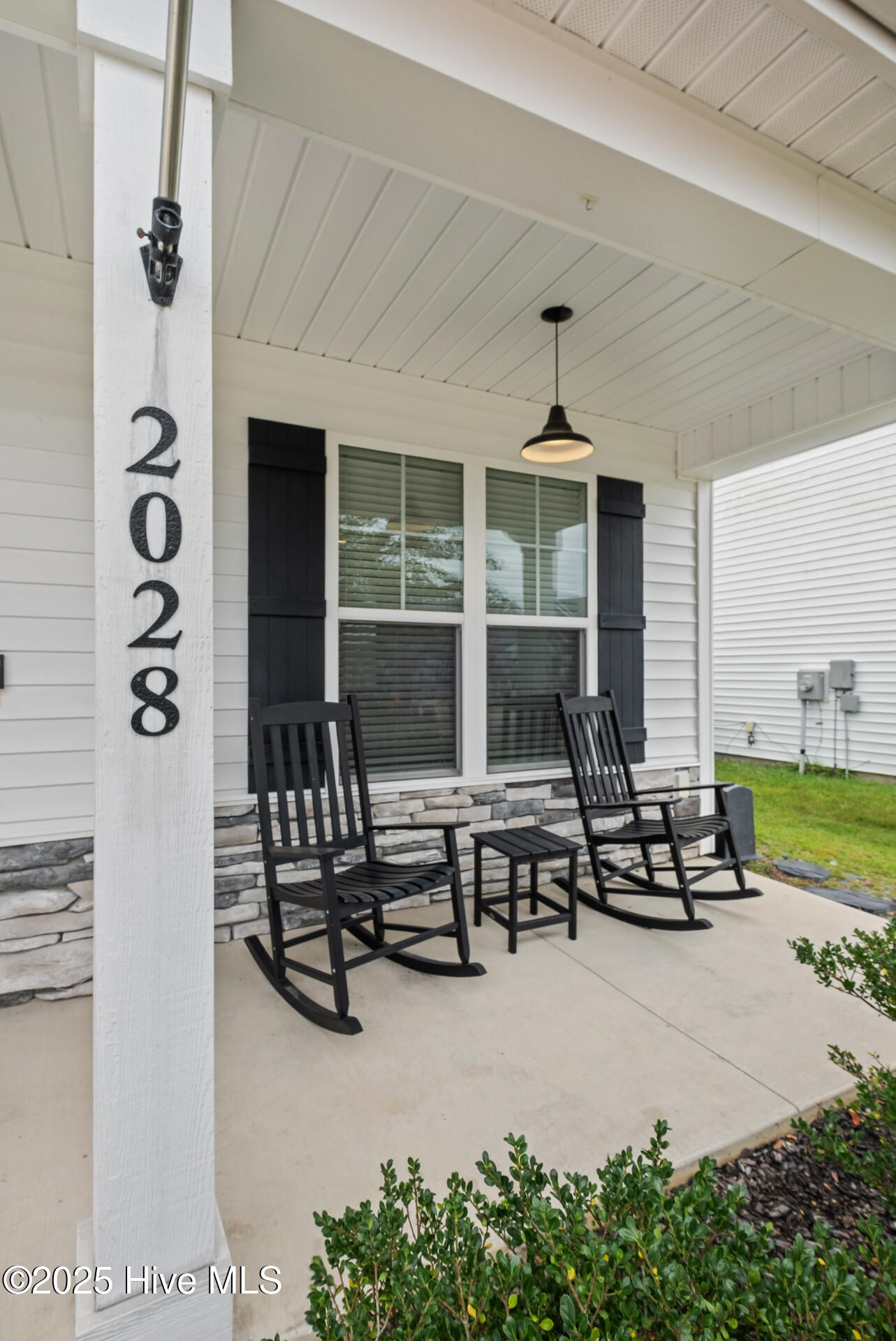 2028 Blue Bonnet Circle