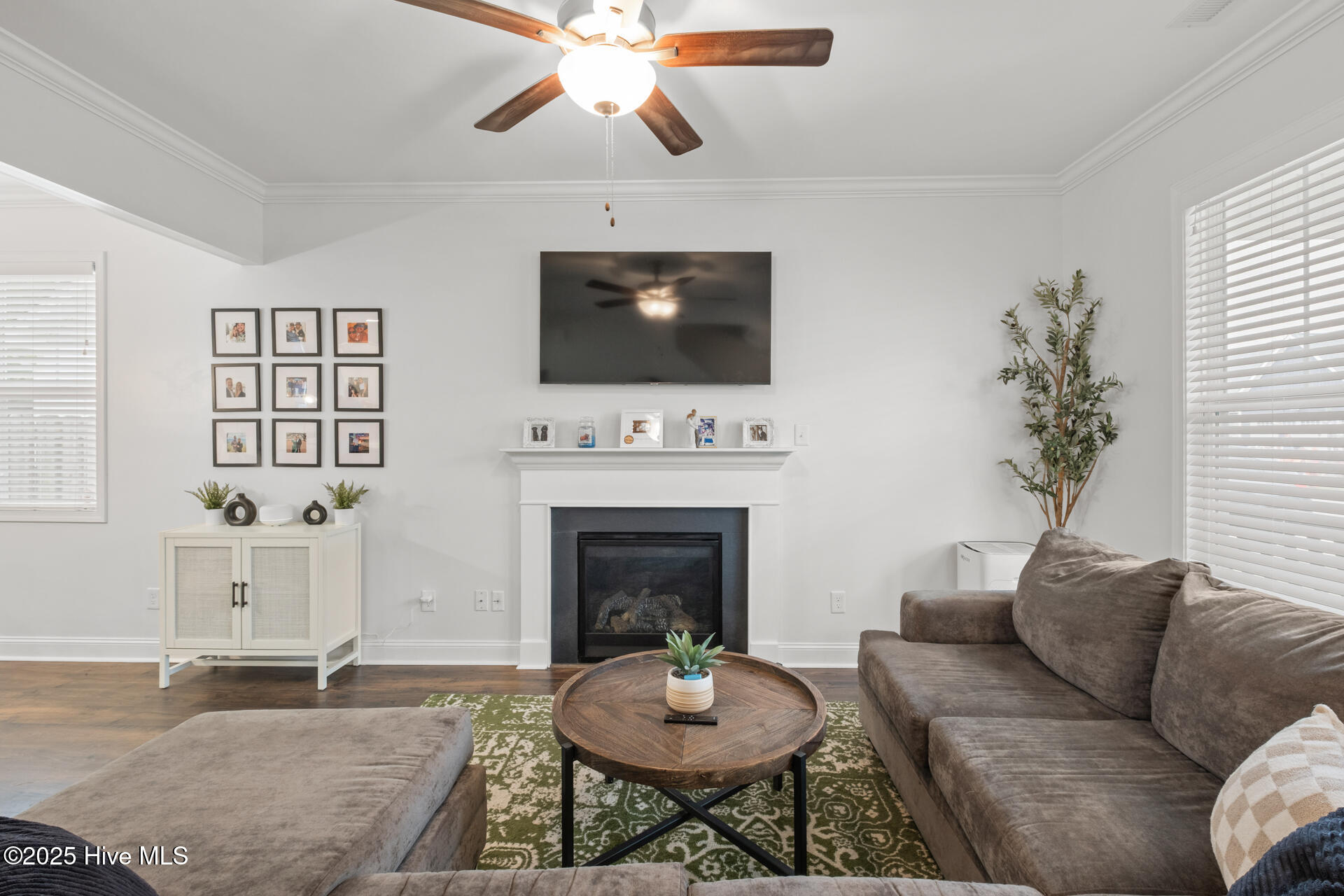 2028 Blue Bonnet Circle