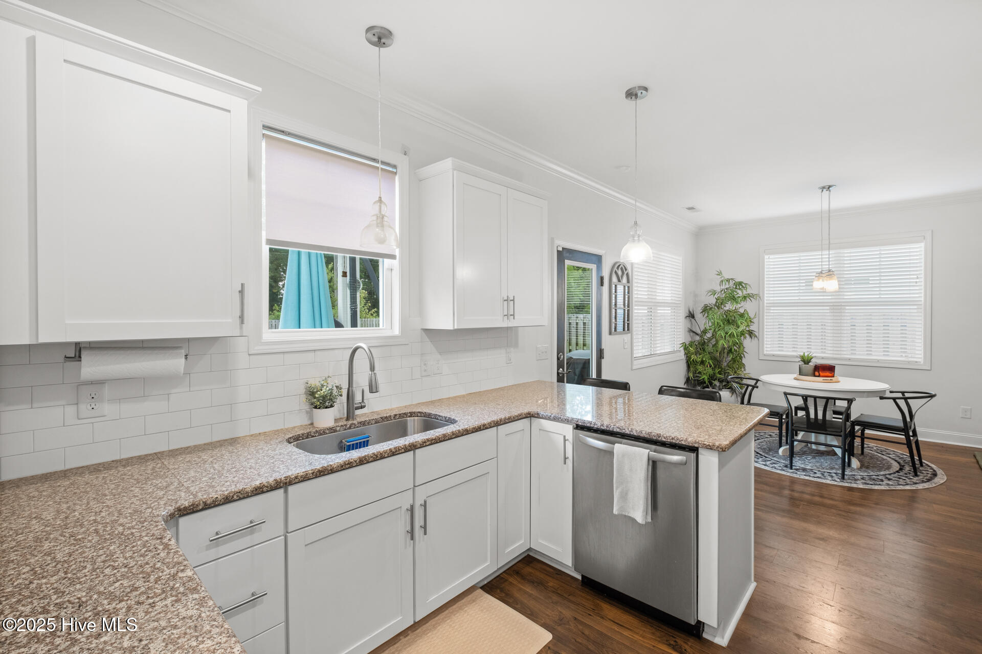 2028 Blue Bonnet Circle