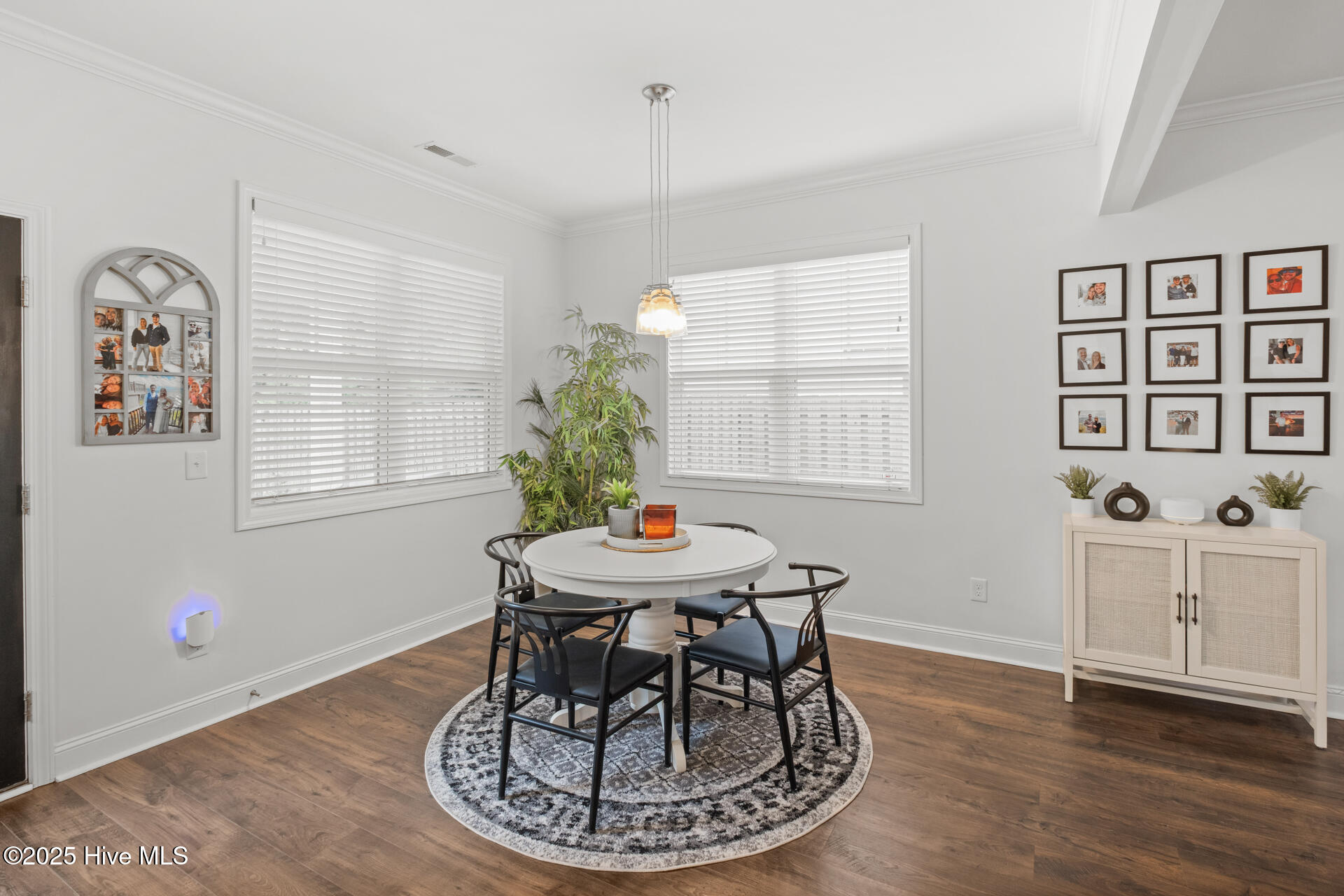 2028 Blue Bonnet Circle
