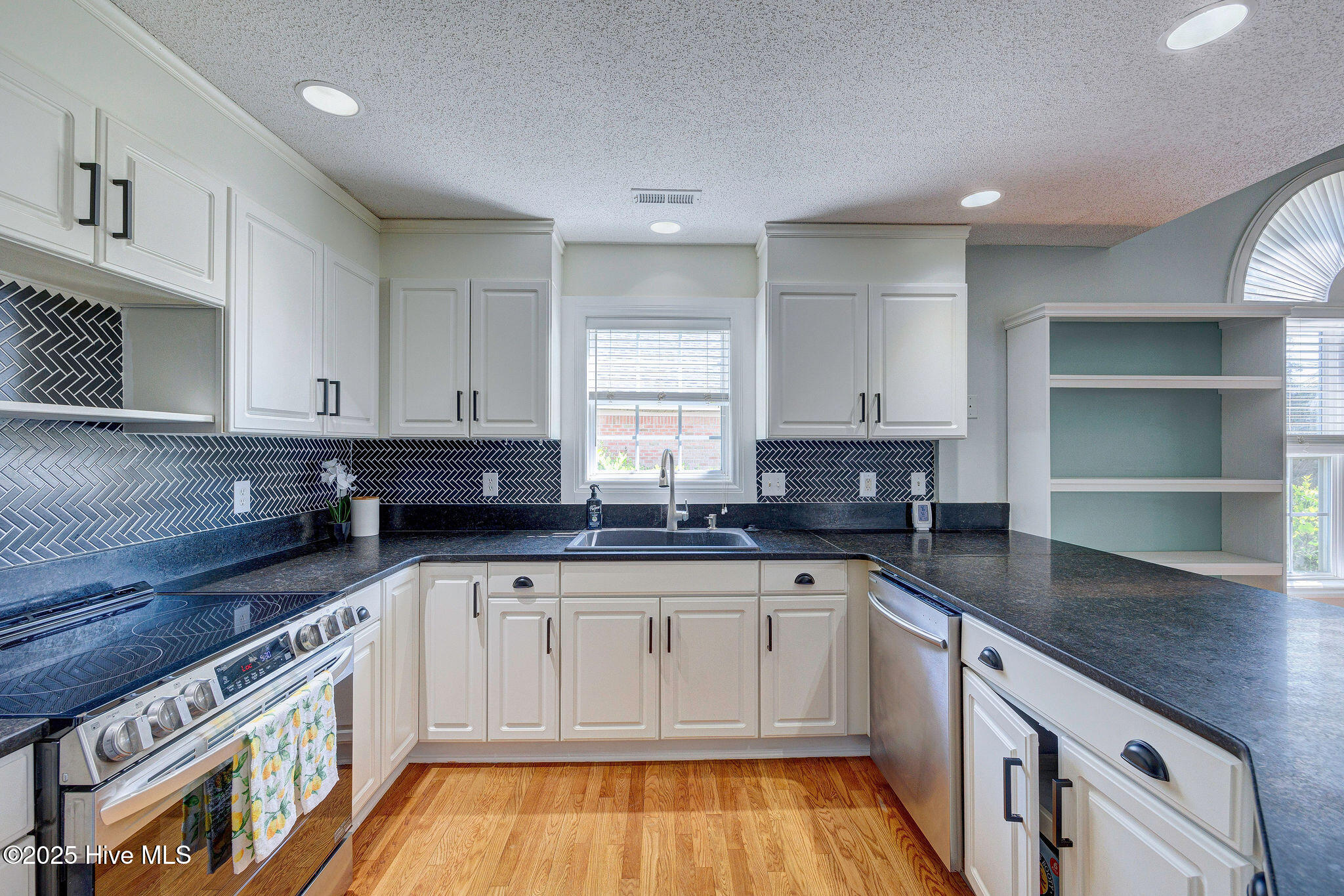 109 Lighthouse Drive