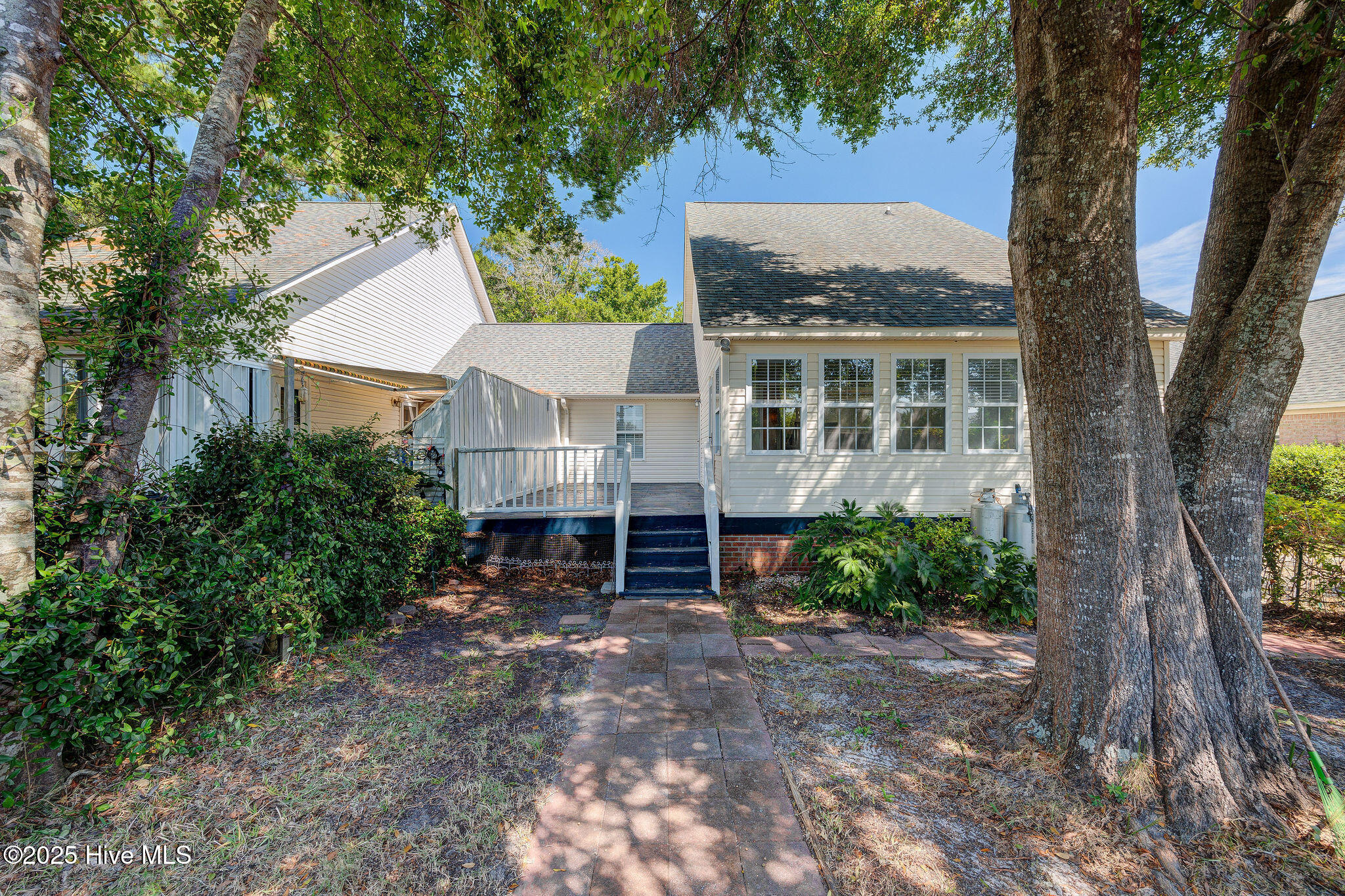 109 Lighthouse Drive