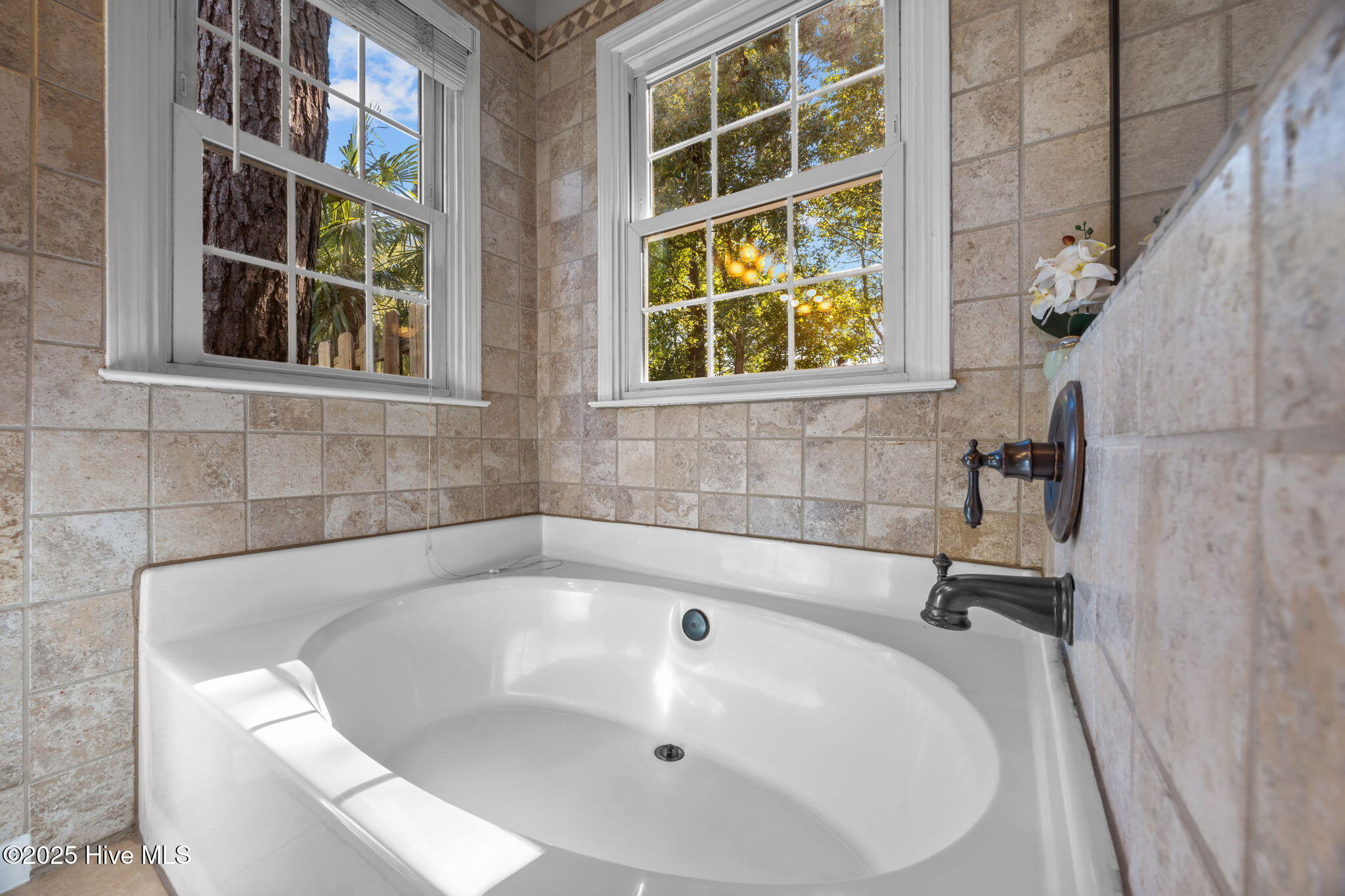 2805 Colonel Lamb Drive