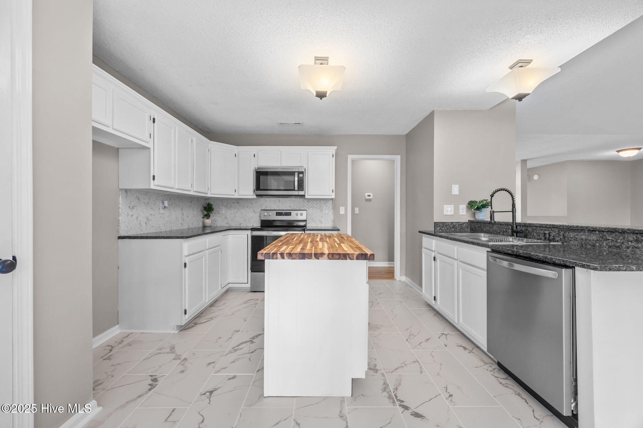 2805 Colonel Lamb Drive
