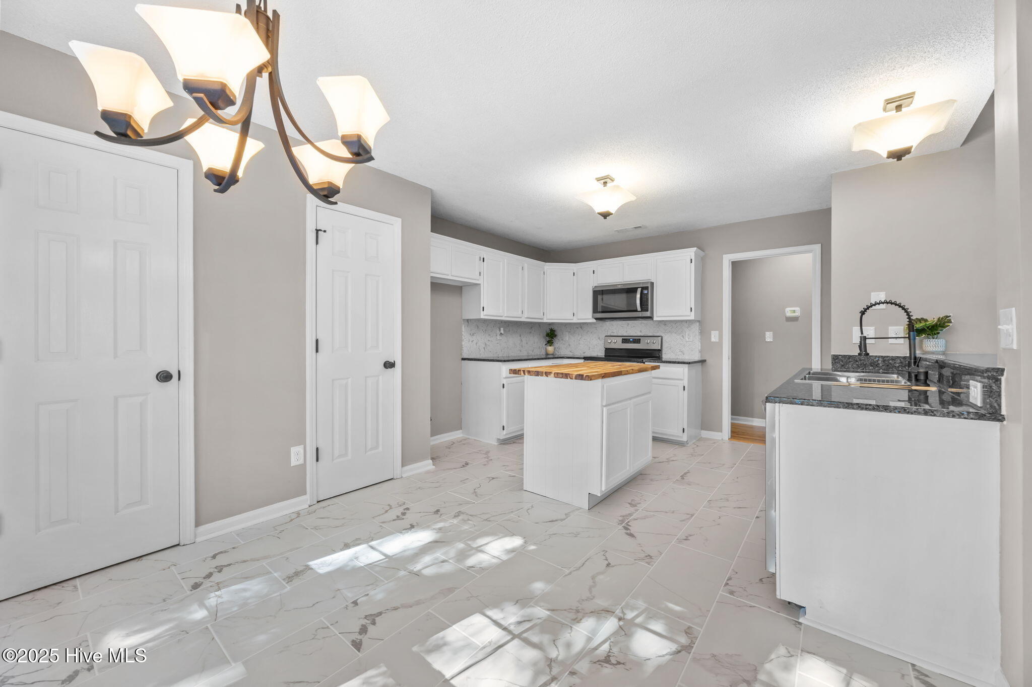 2805 Colonel Lamb Drive