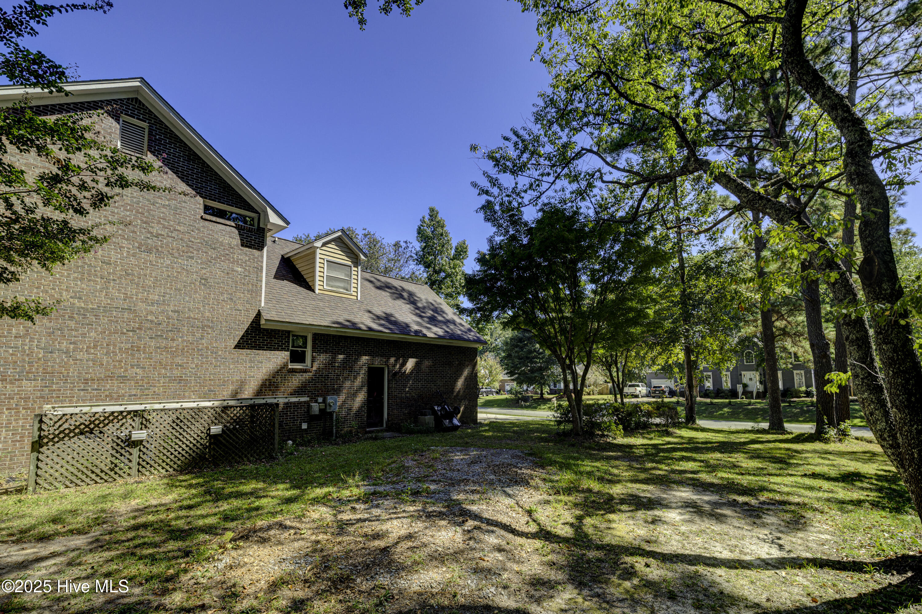 607 Trace Drive