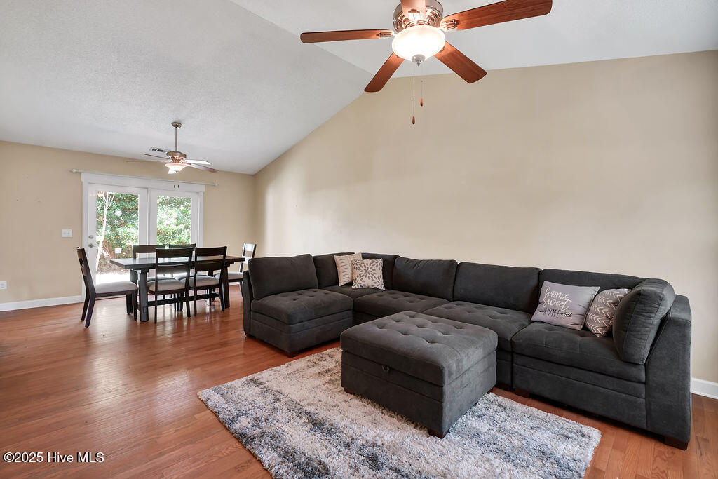 4409 Woodcroft Court