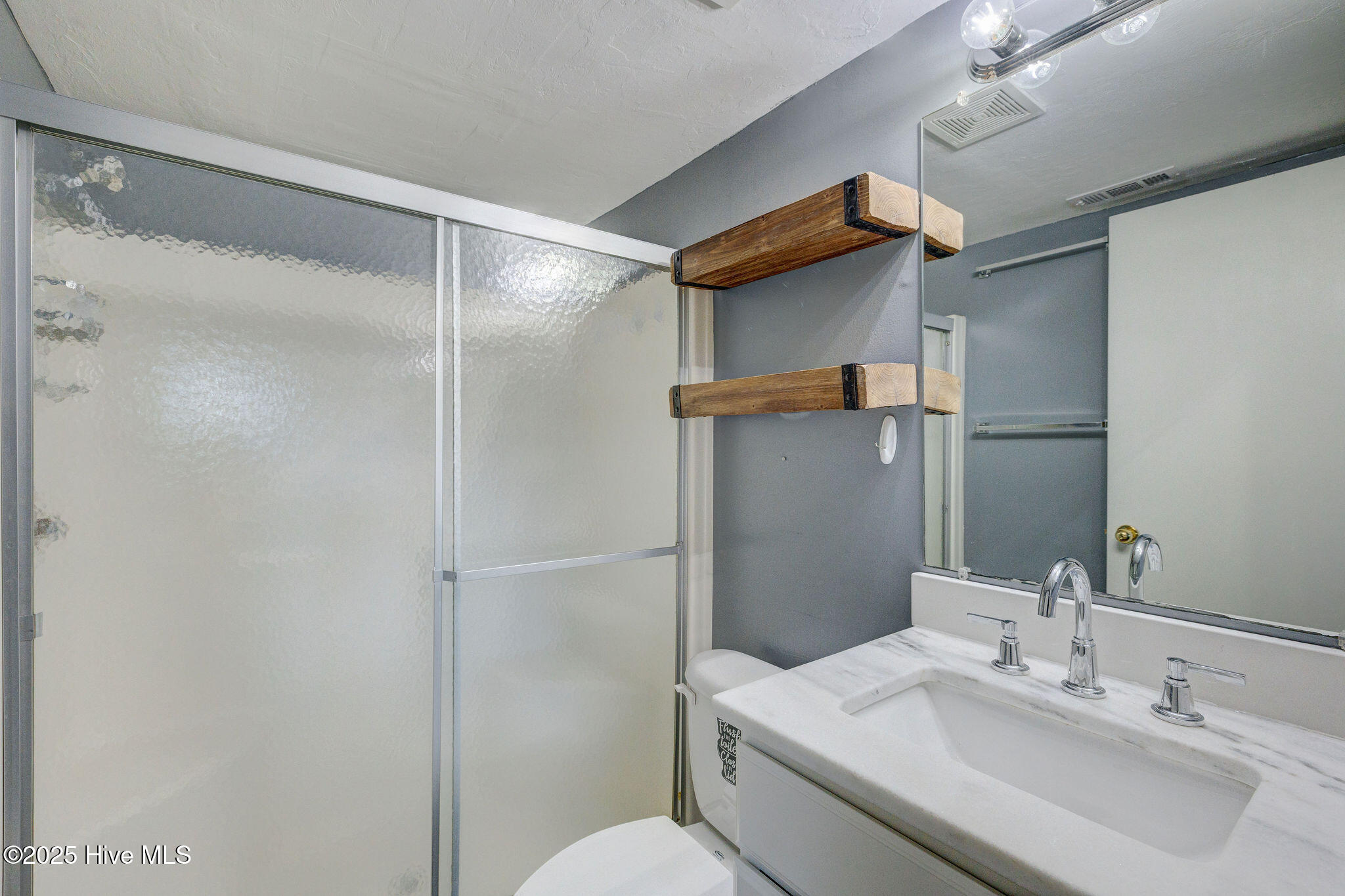 4529 Holly Tree Road, 701