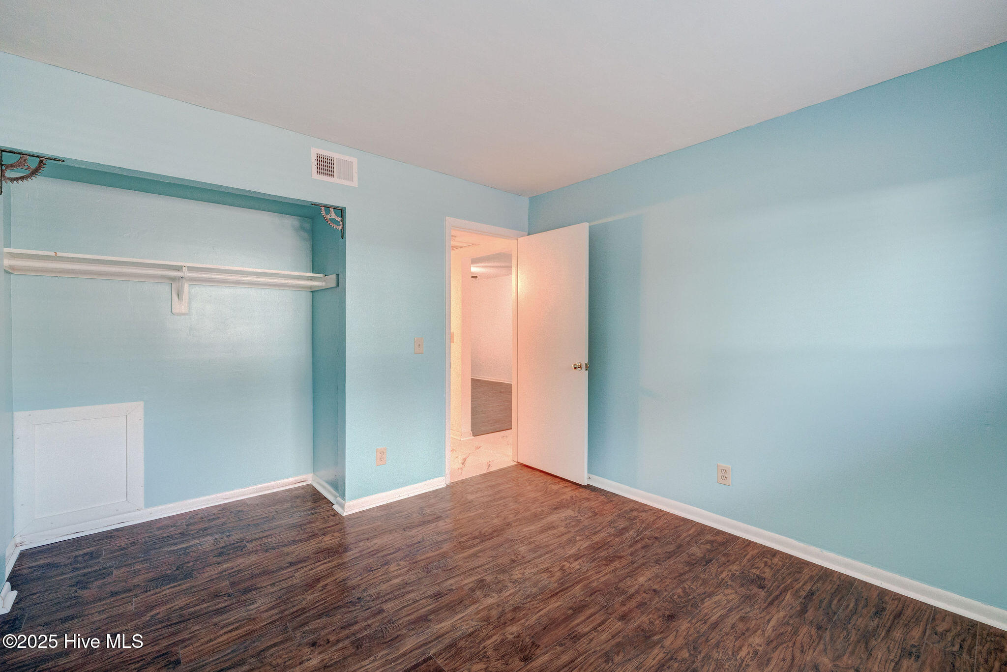 4529 Holly Tree Road, 701