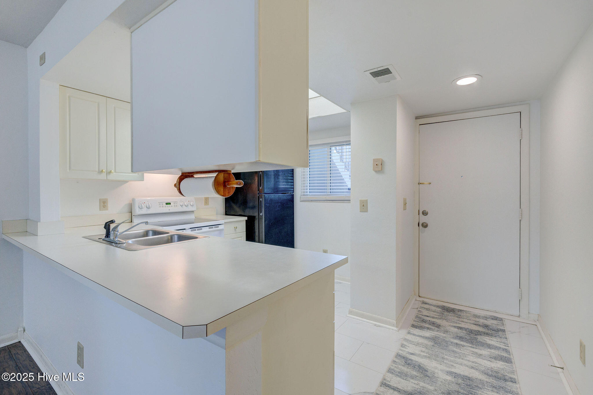 4529 Holly Tree Road, 701