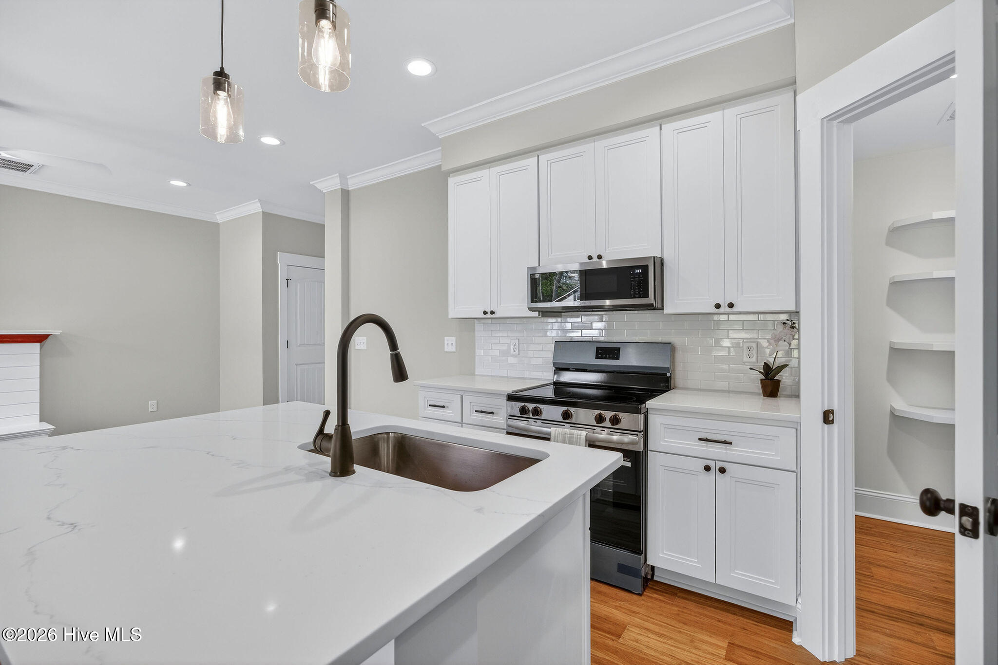 404 S Bodenheimer Street