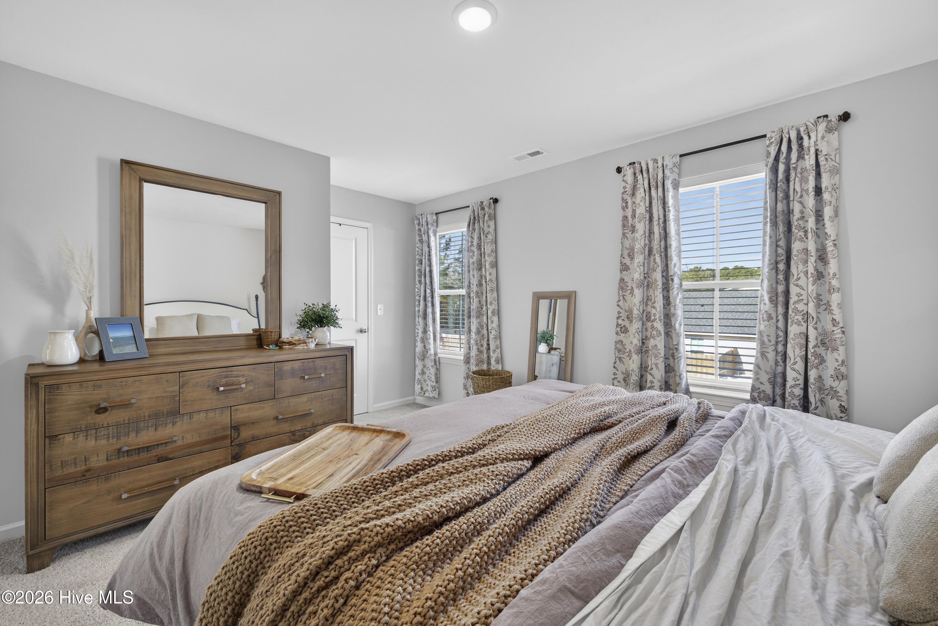 3027 Day Dream Lane NE