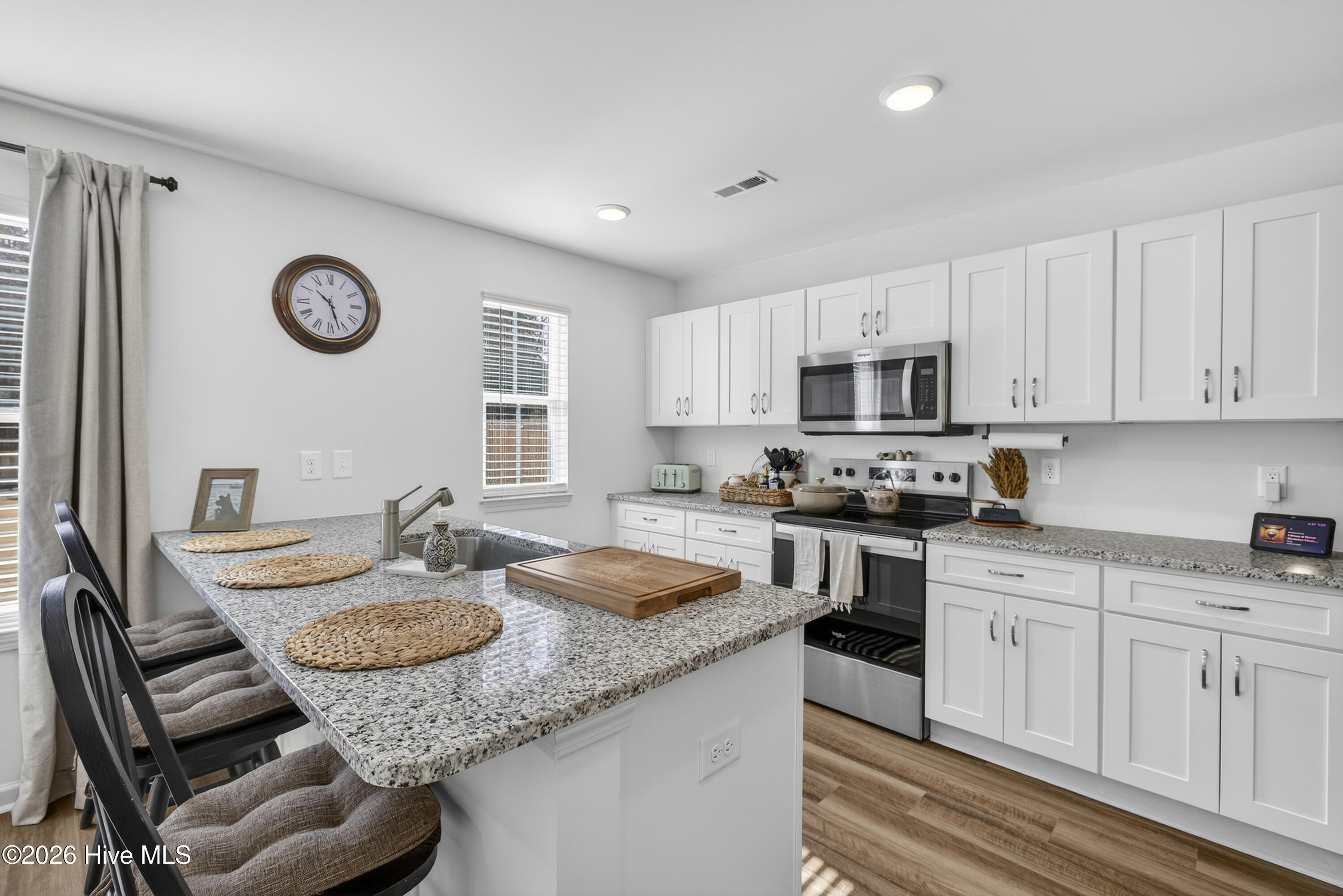 3027 Day Dream Lane NE