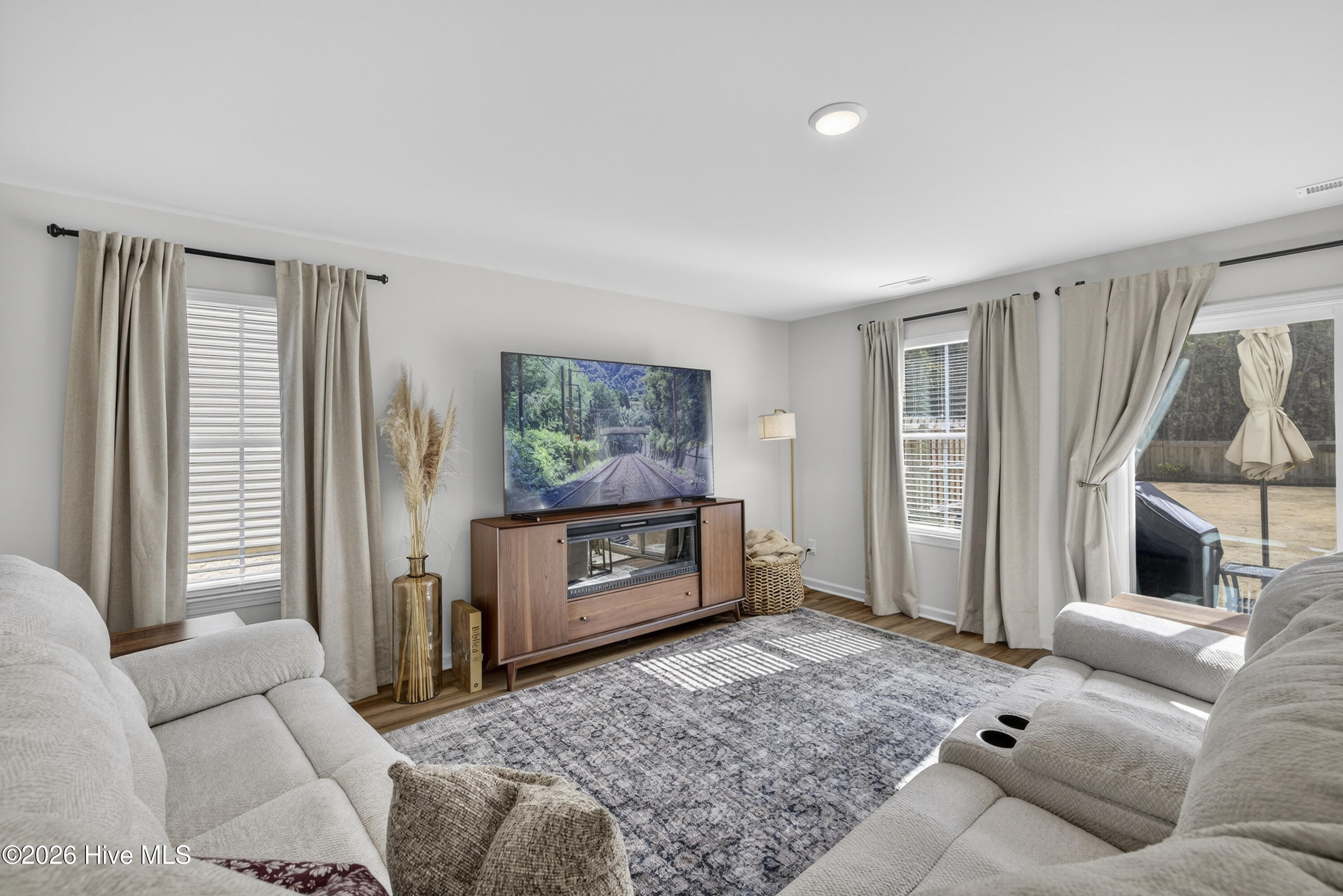 3027 Day Dream Lane NE