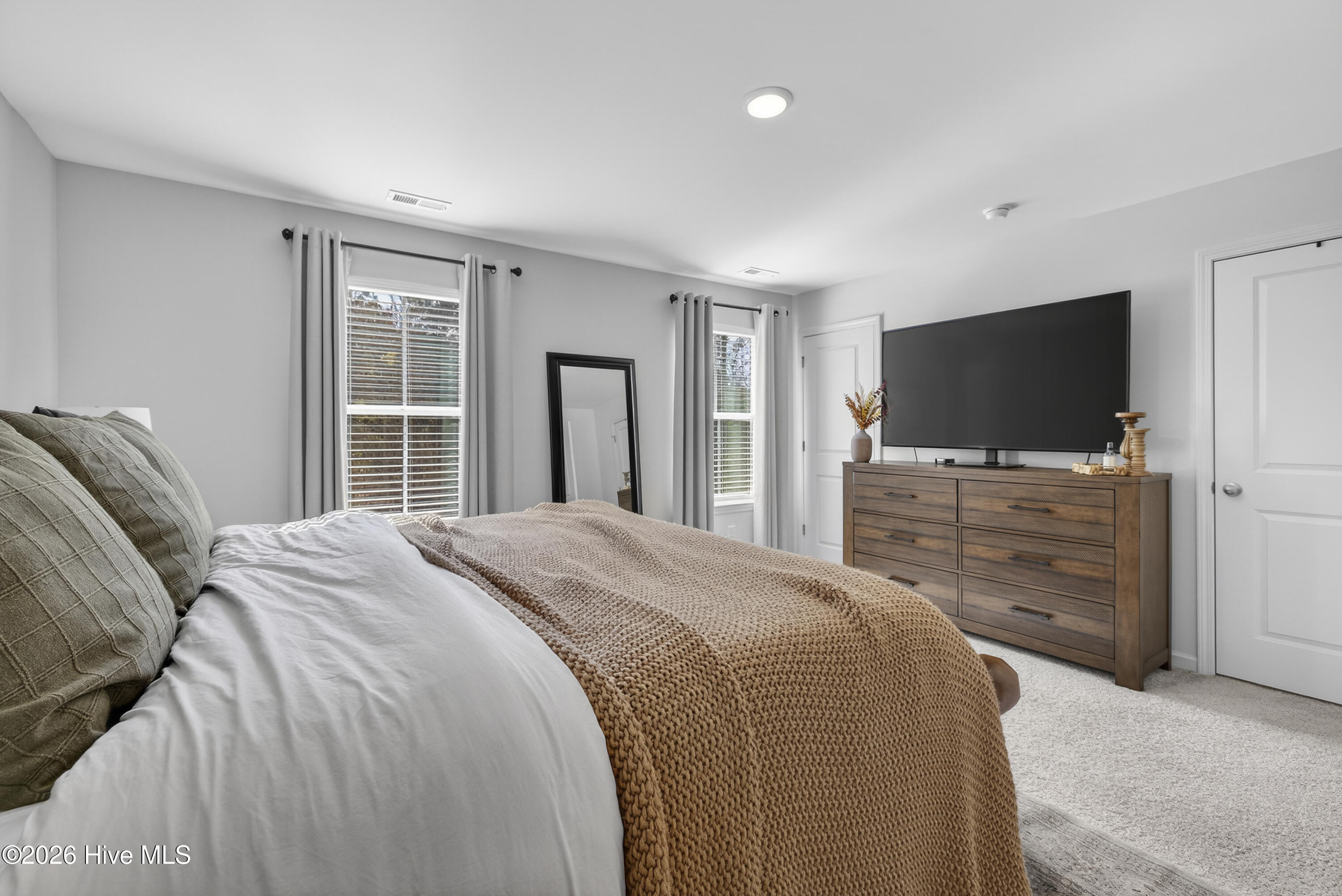 3027 Day Dream Lane NE