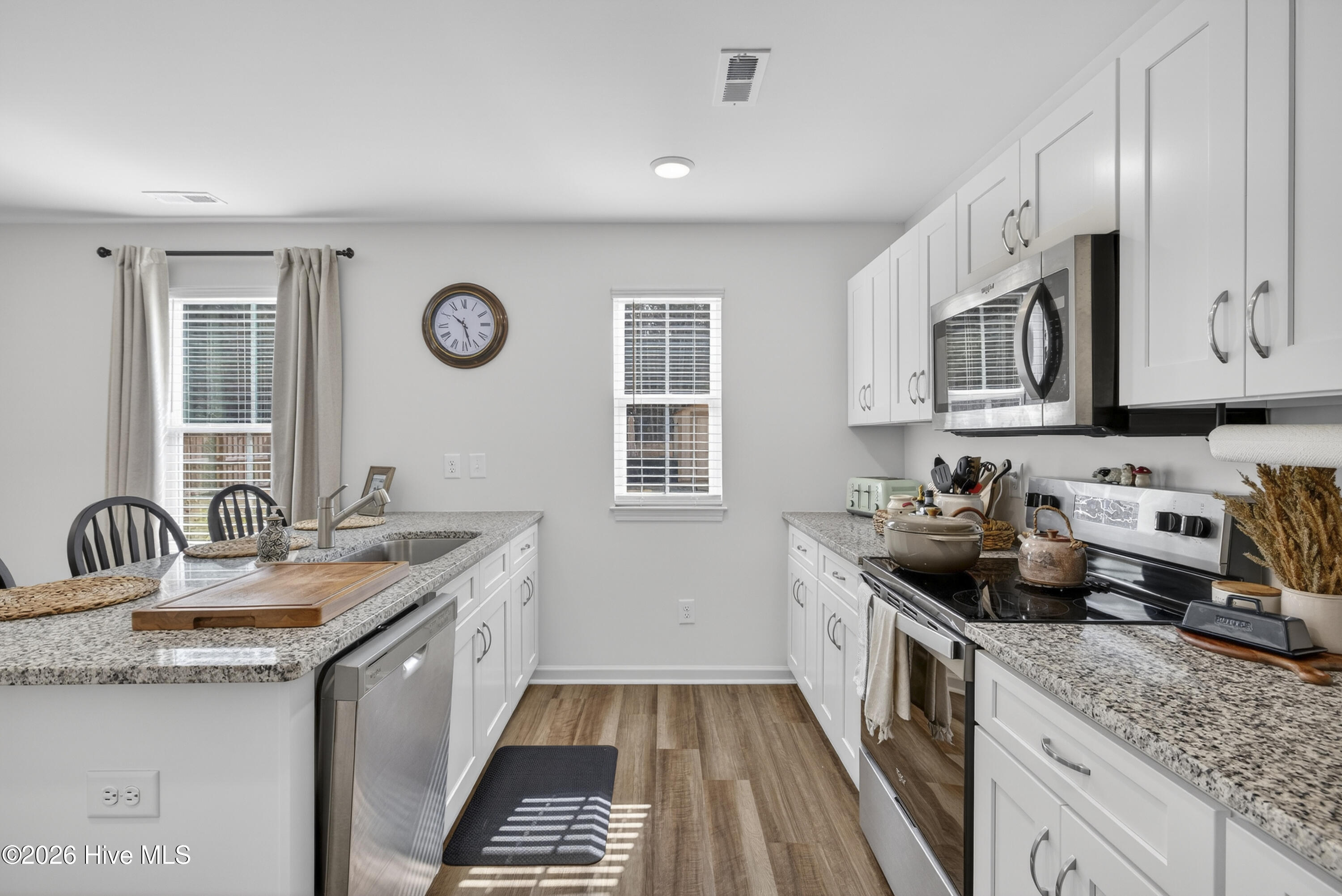 3027 Day Dream Lane NE