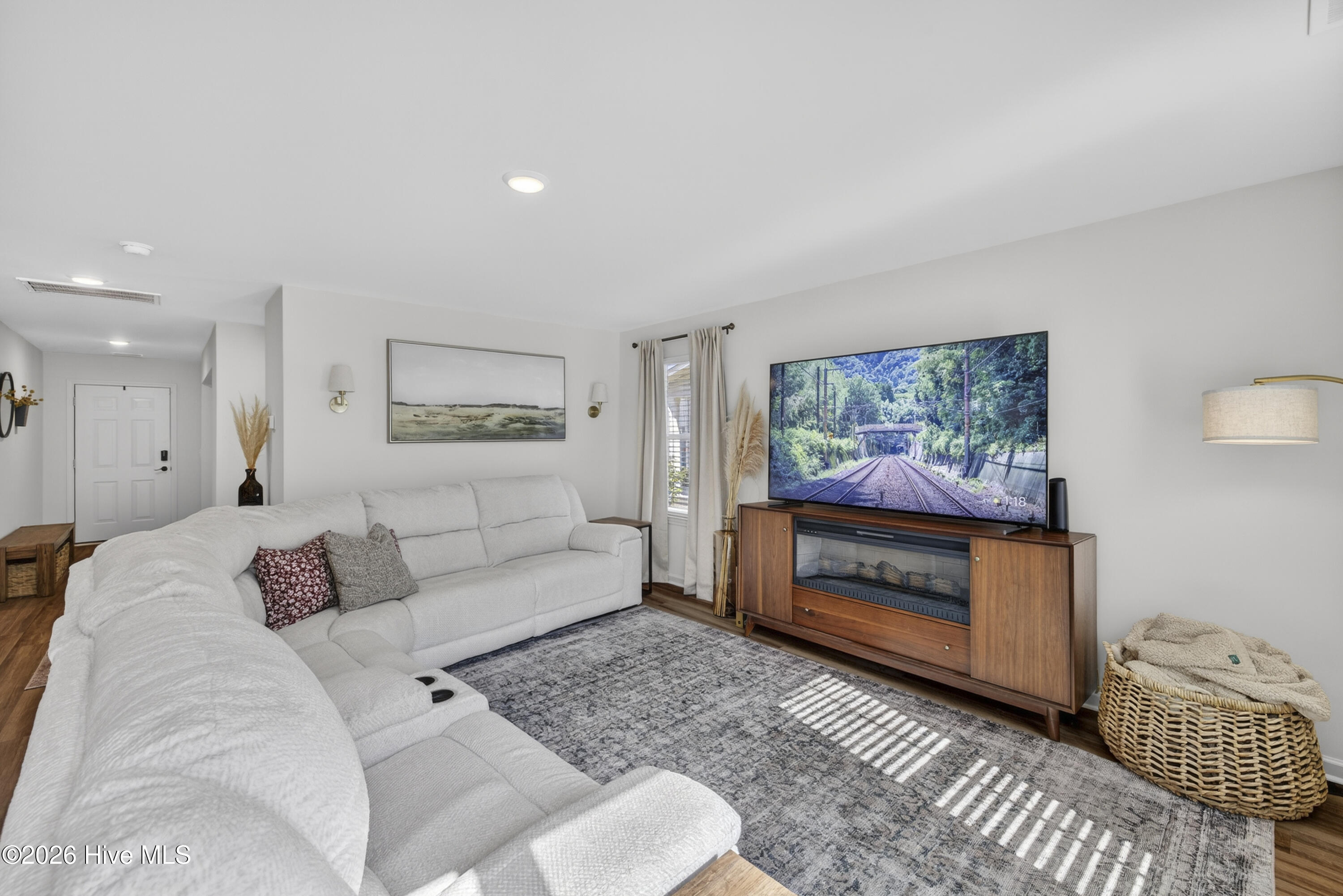 3027 Day Dream Lane NE