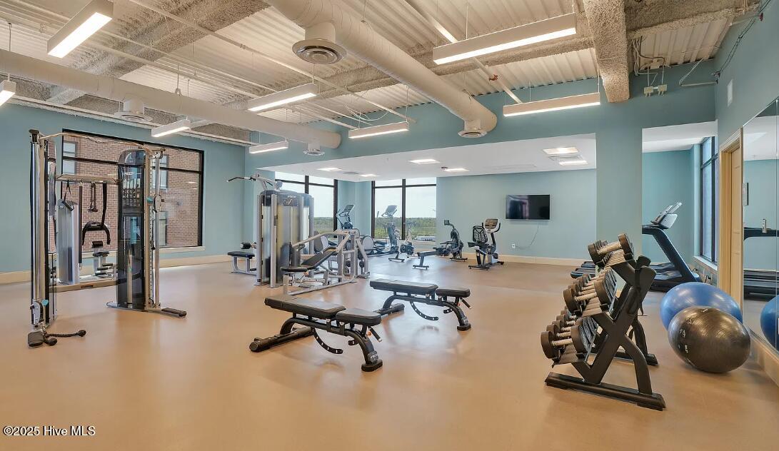 240 N Water Street 653