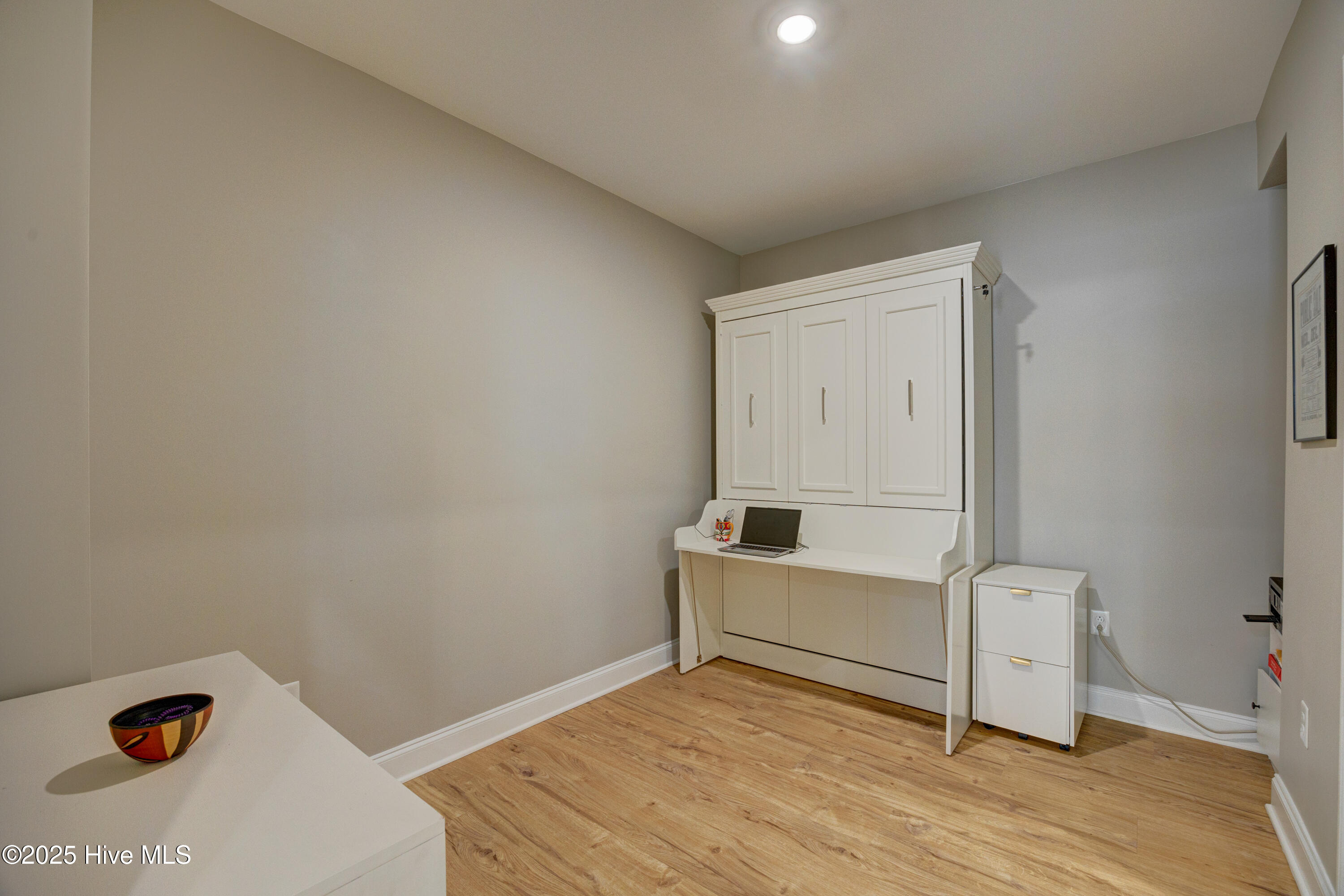 240 N Water Street 653