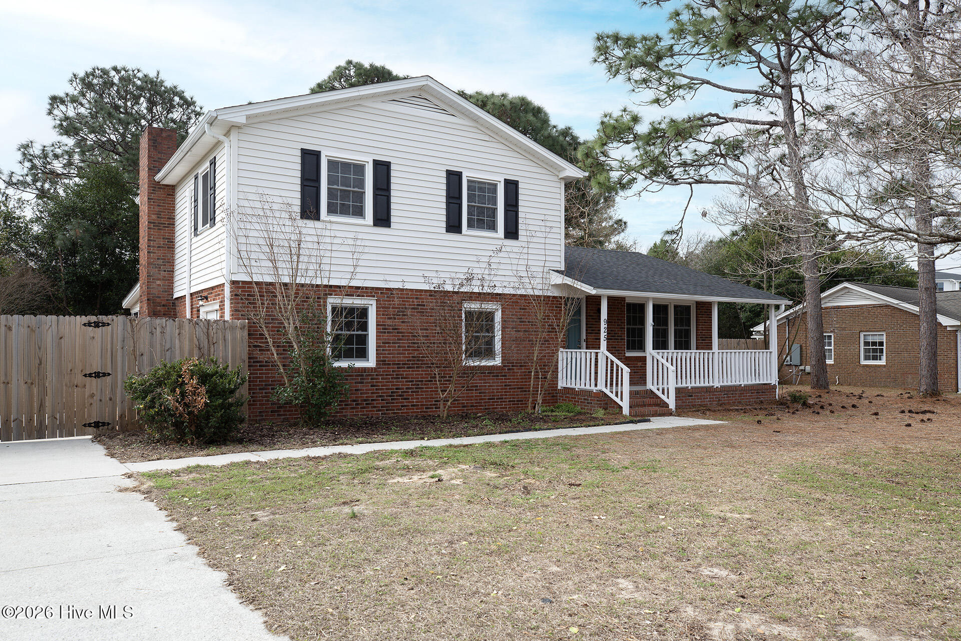 925 Lorraine Drive