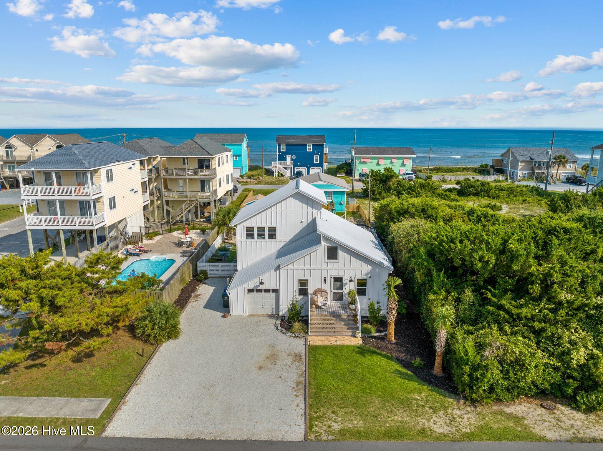 618 N Topsail Drive