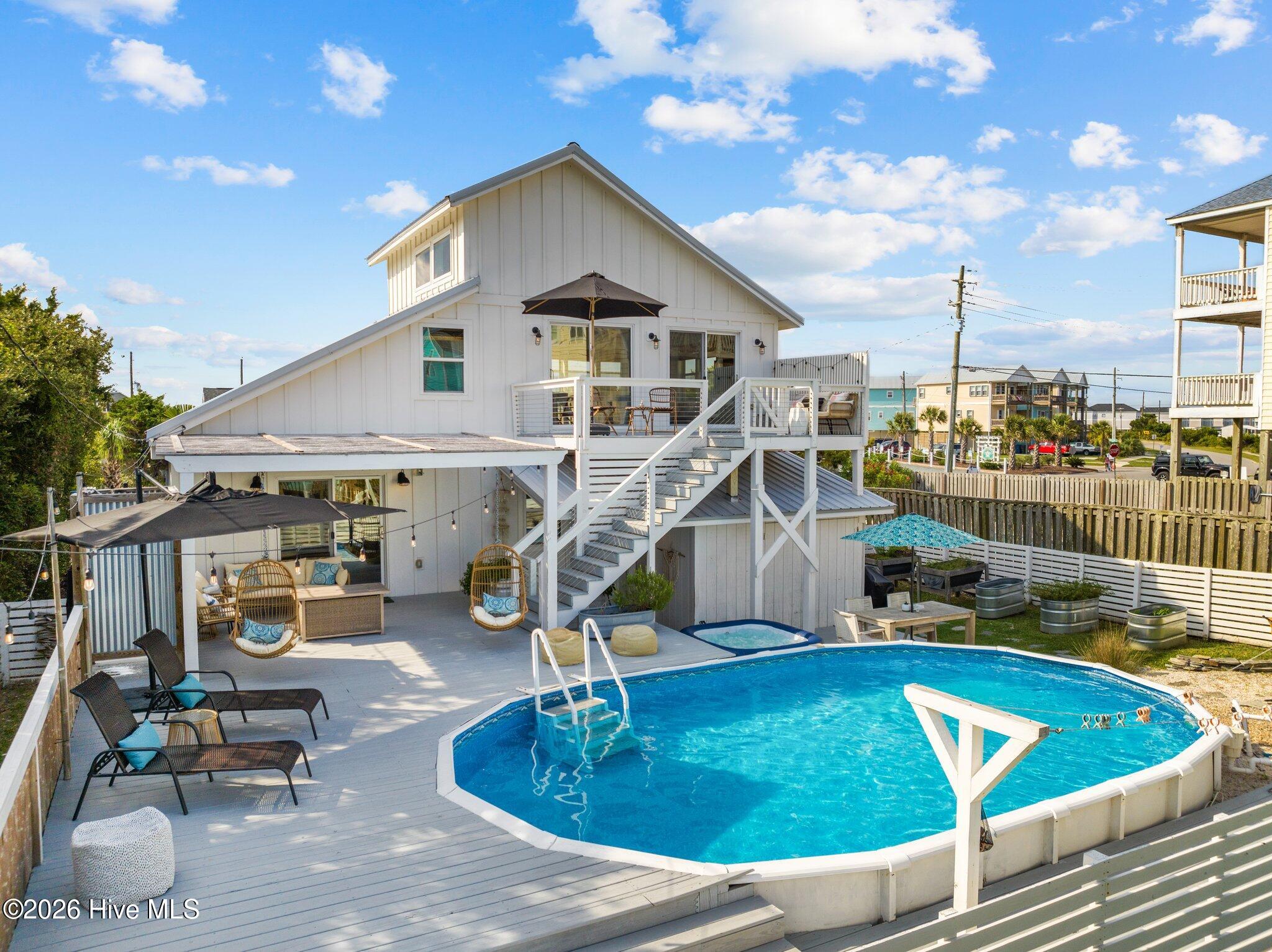 618 N Topsail Drive
