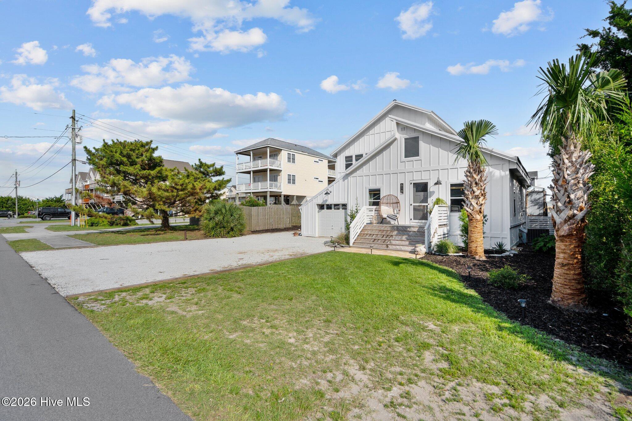 618 N Topsail Drive