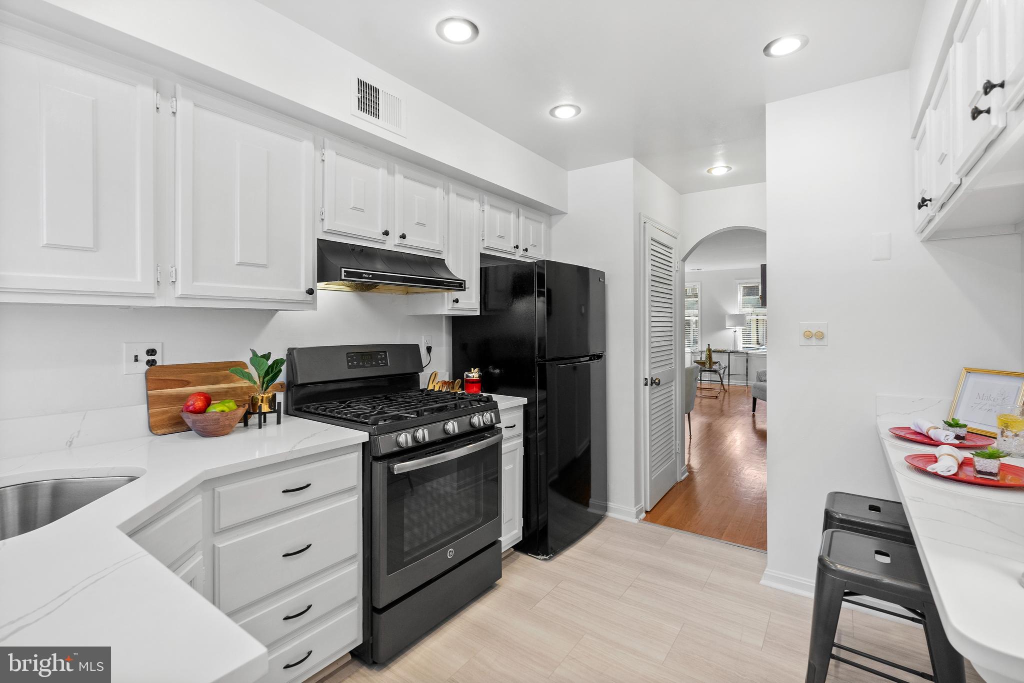 622 14th Pl NE