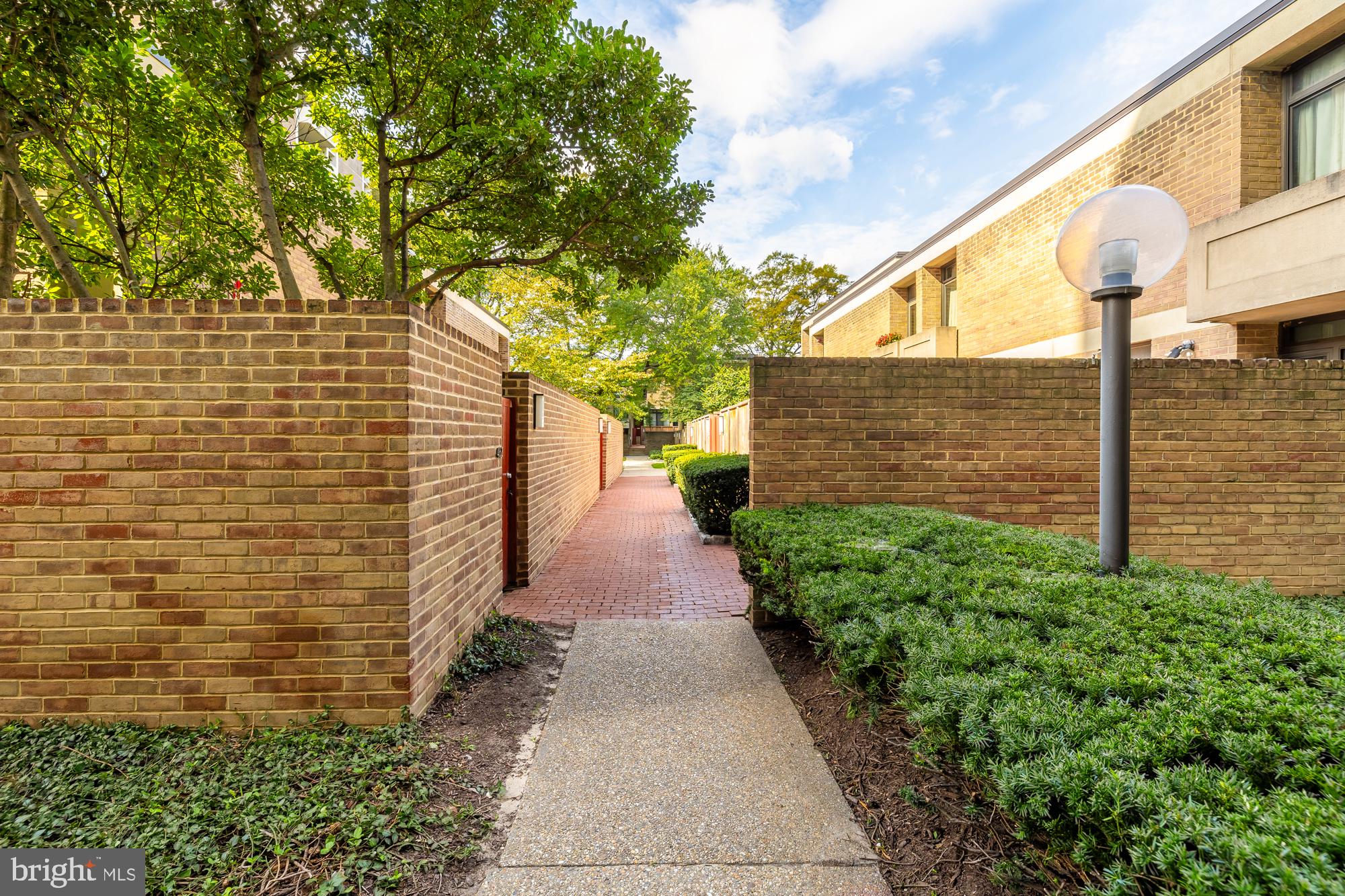 436 M St SW #10