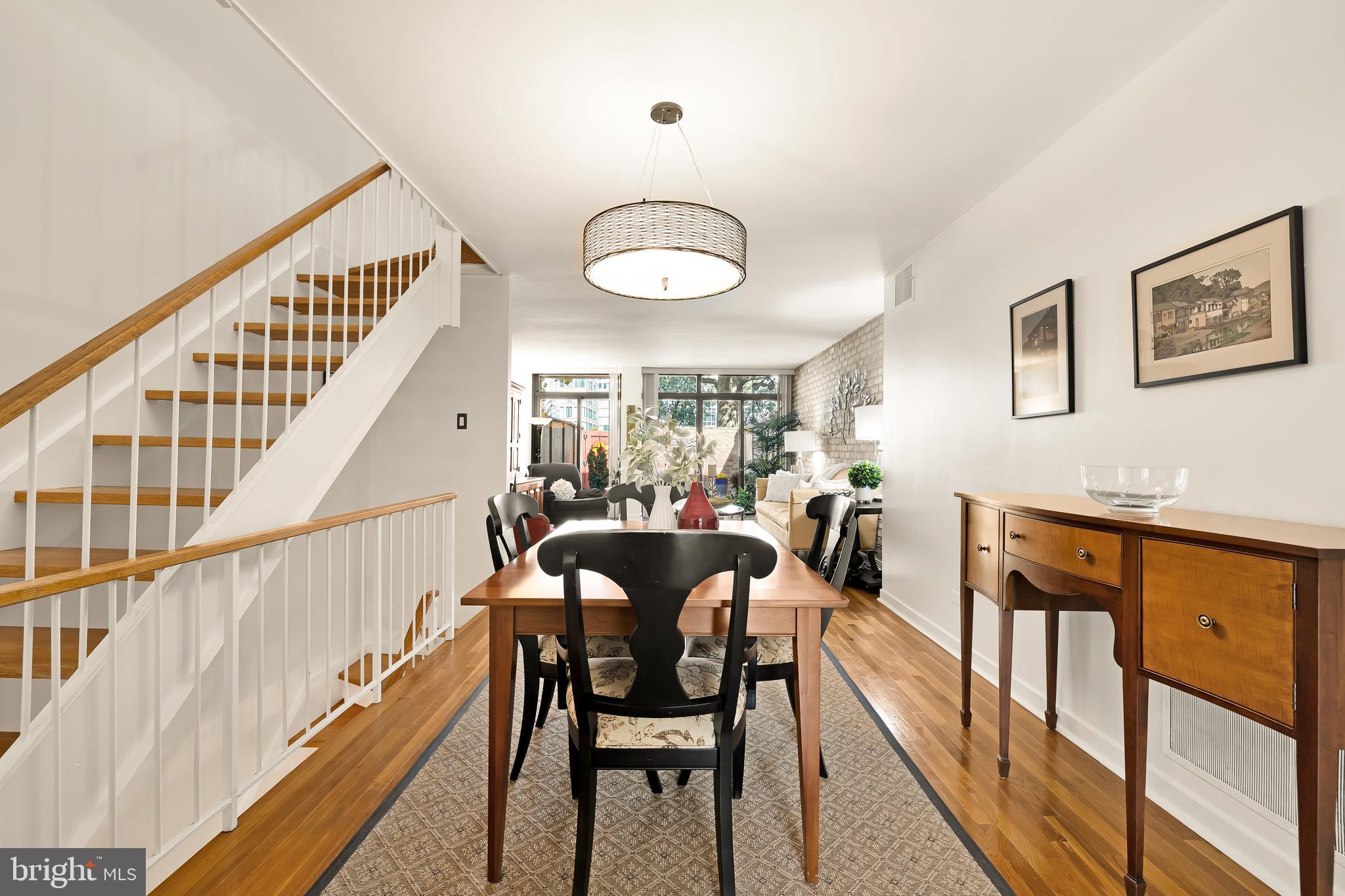 436 M St SW #10