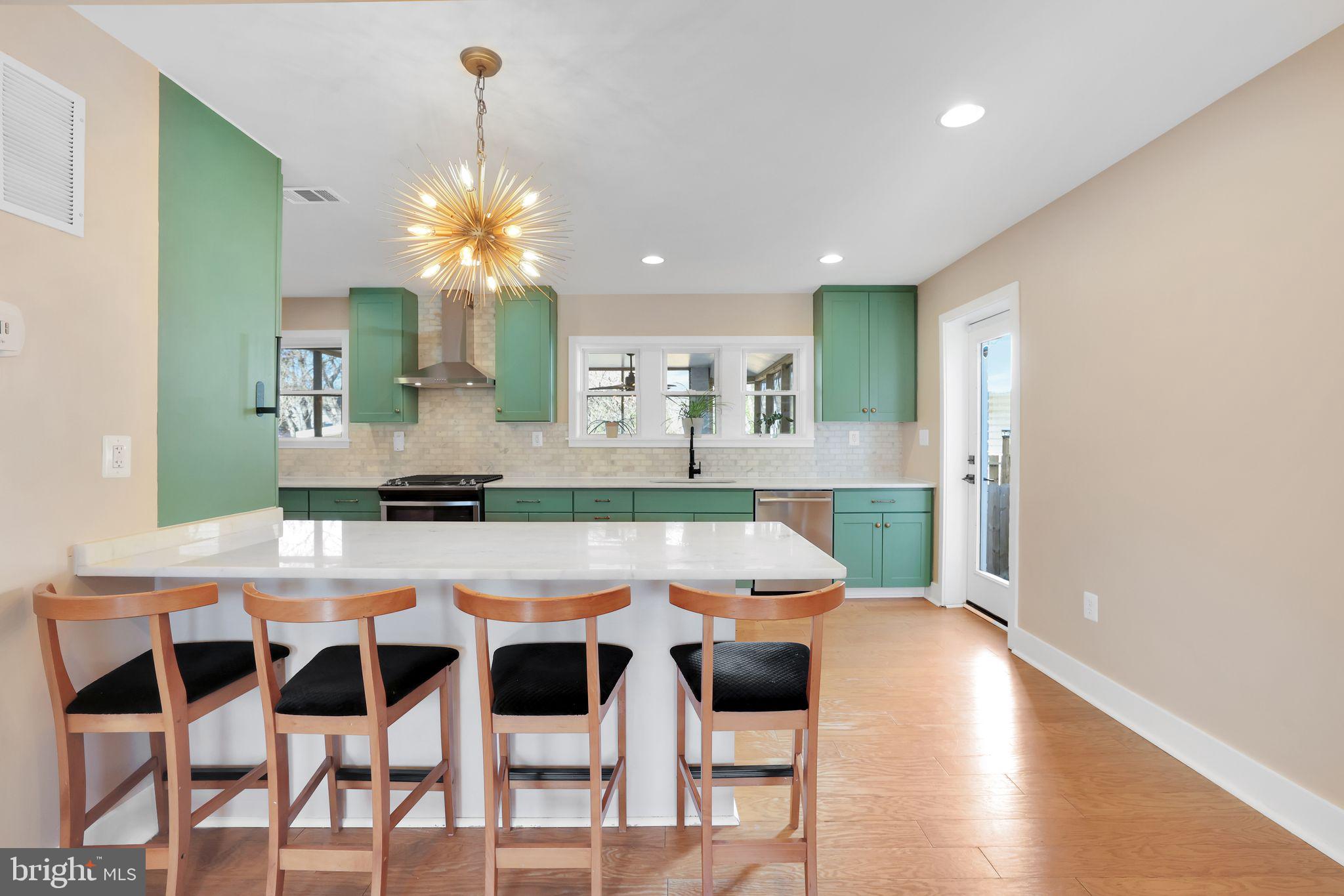 3701 South Dakota Ave NE