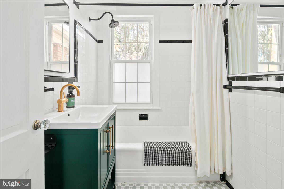 2722 Ordway St NW #5