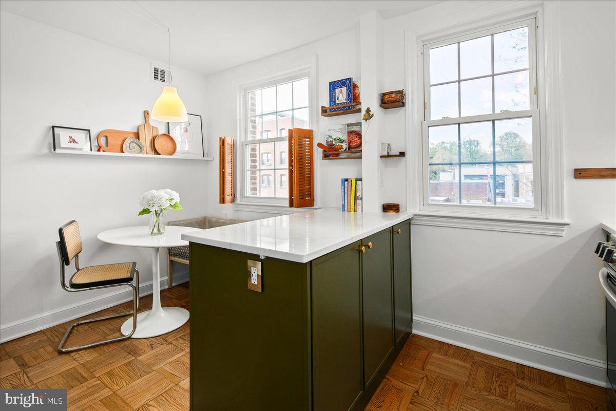 2722 Ordway St NW #5