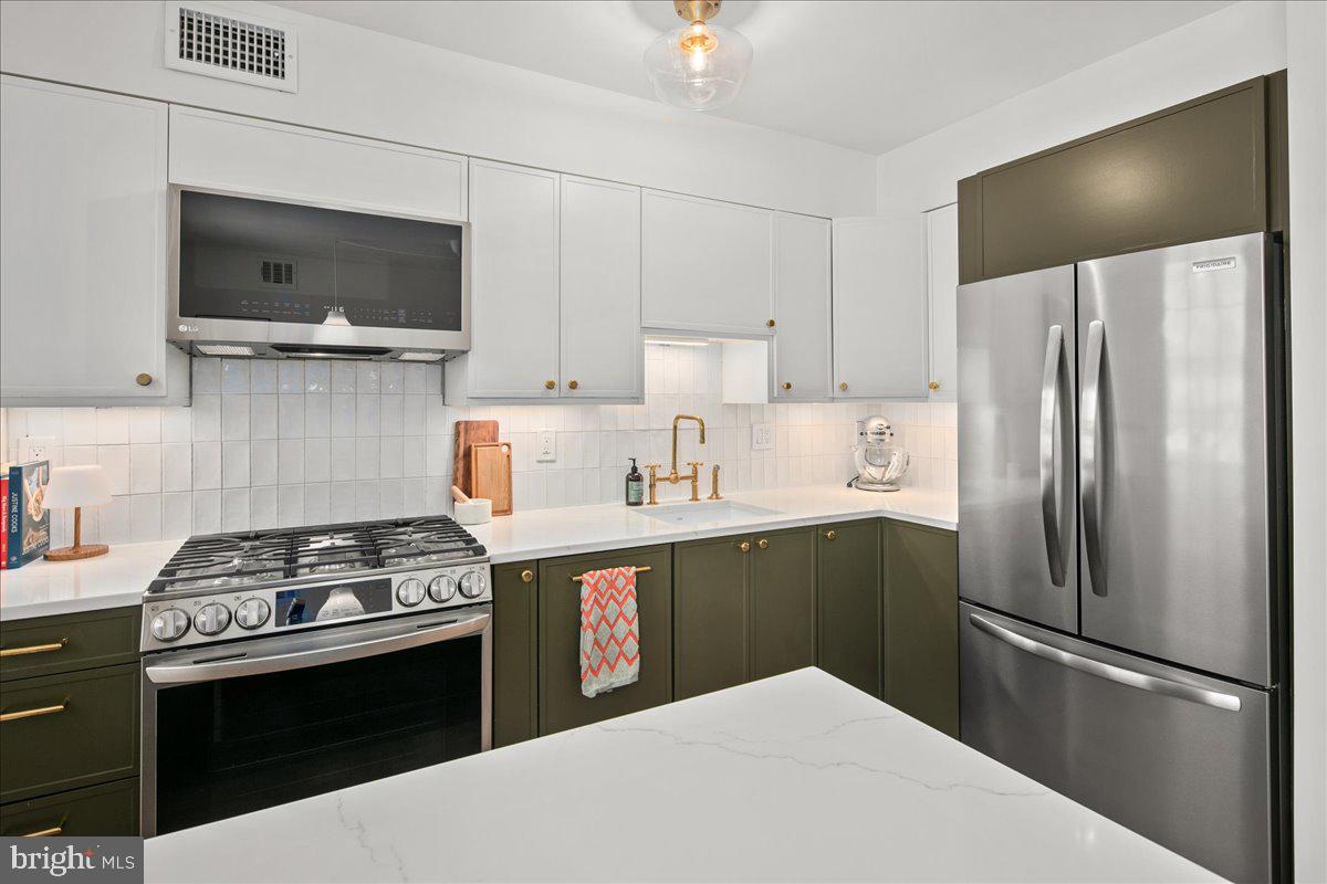 2722 Ordway St NW #5