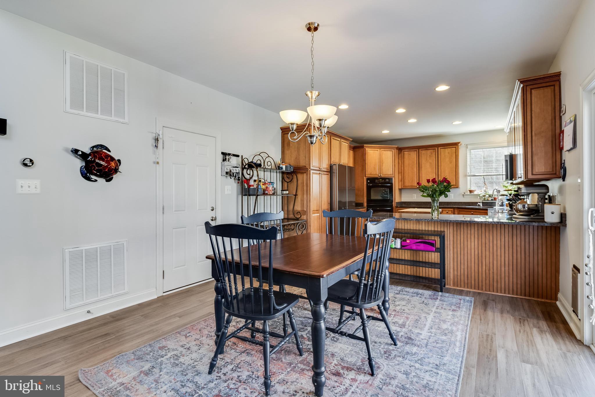 7238 Chesapeake Village Blvd