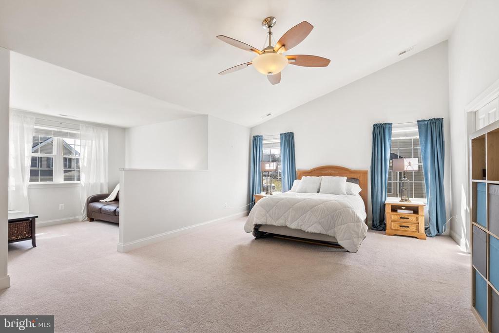 7238 Chesapeake Village Blvd