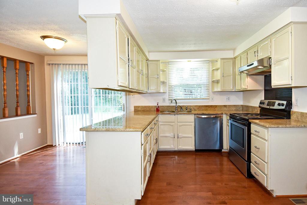 2364 IRONWOOD DR