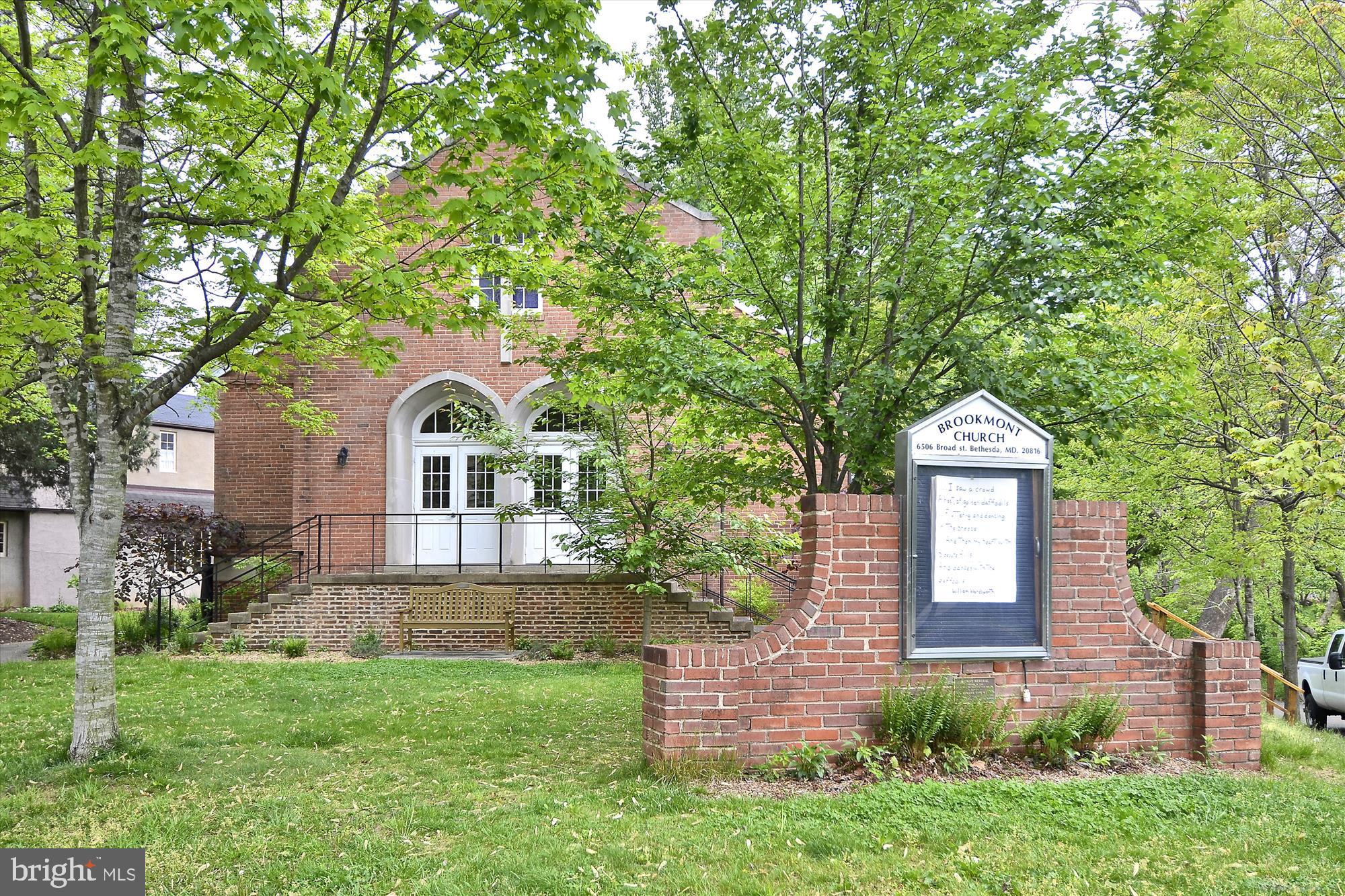 6424 Ridge Dr