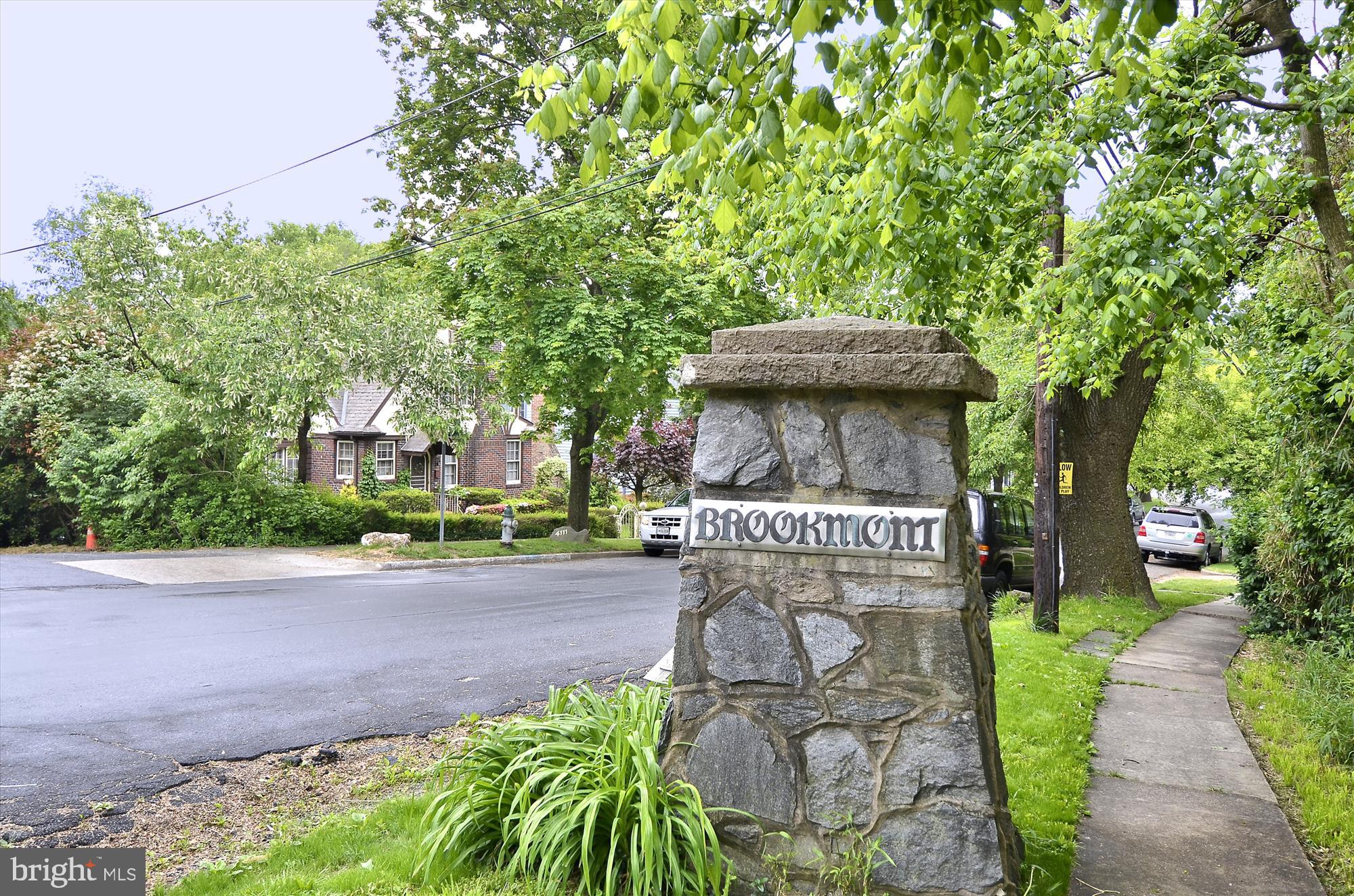6424 Ridge Dr