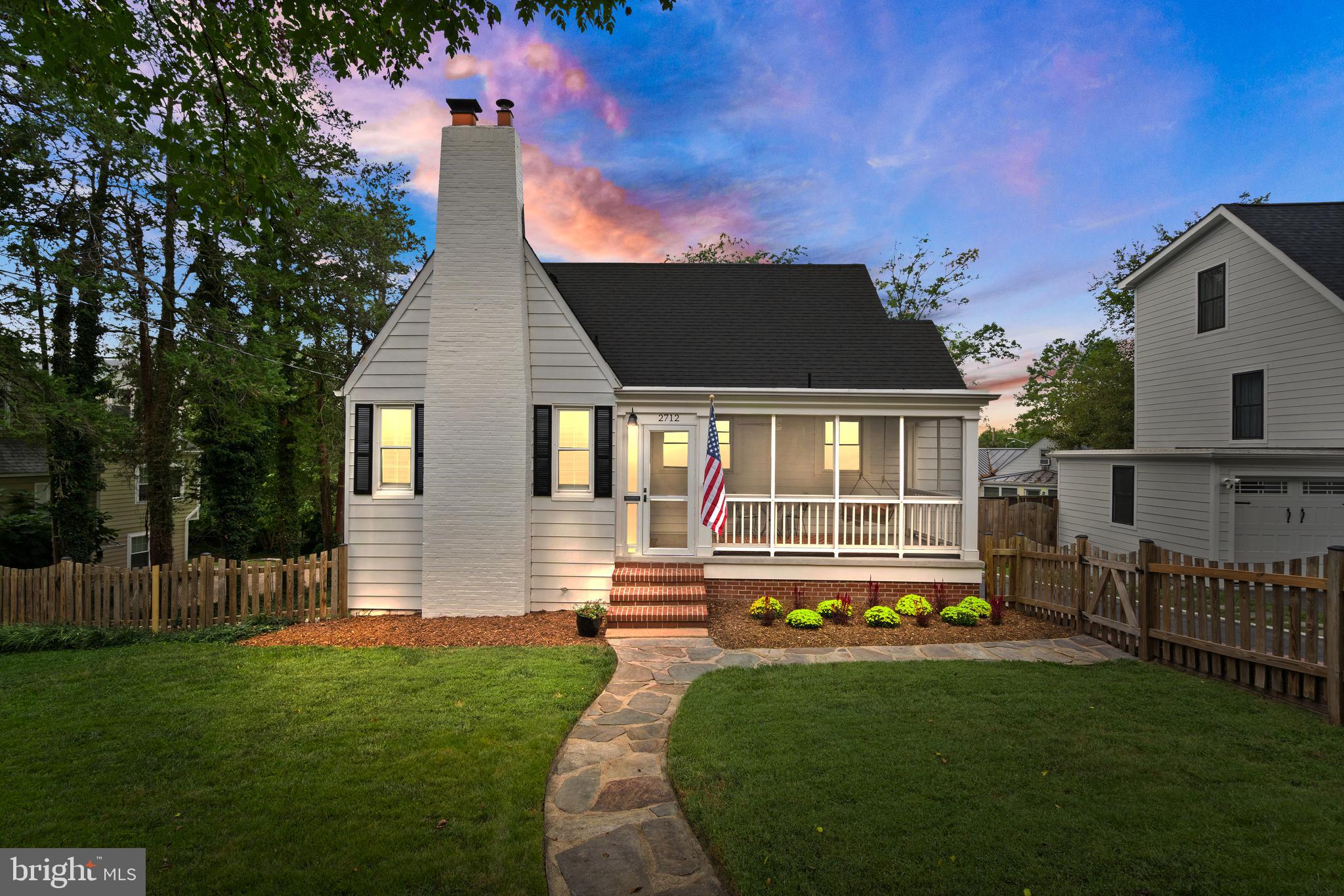 2712 S Ridge Rd