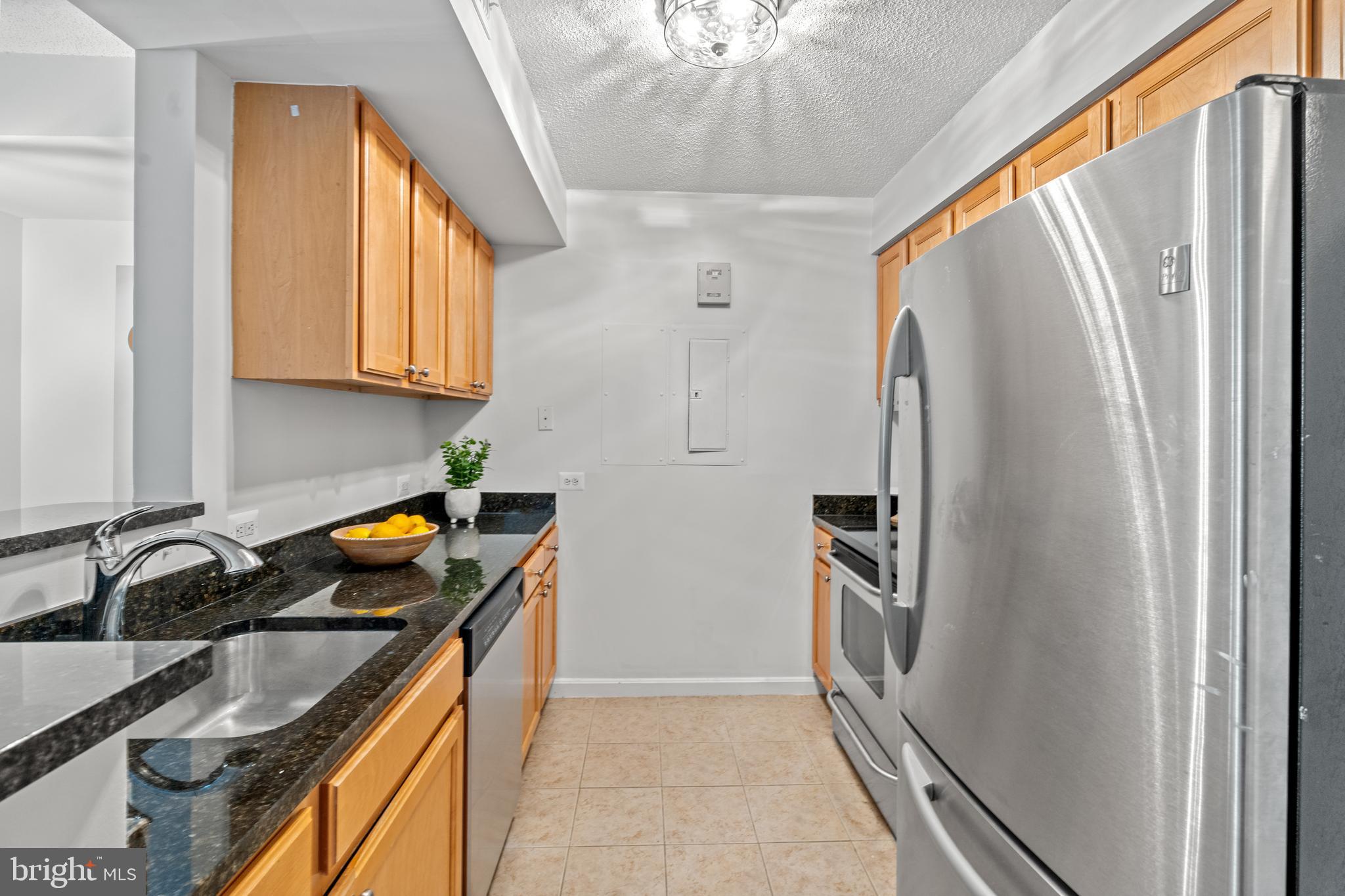 880 N Pollard St #322