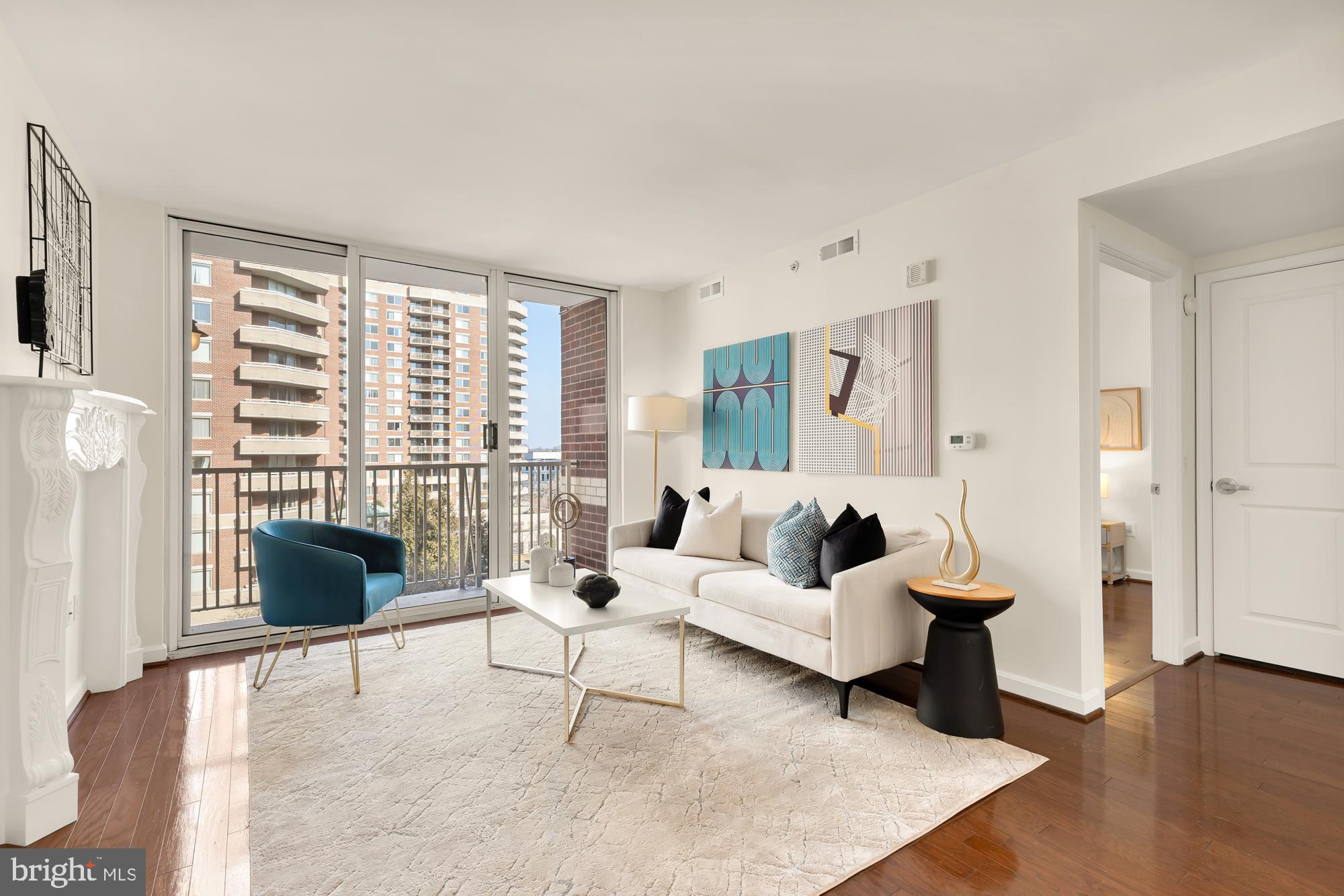 880 N Pollard St #623