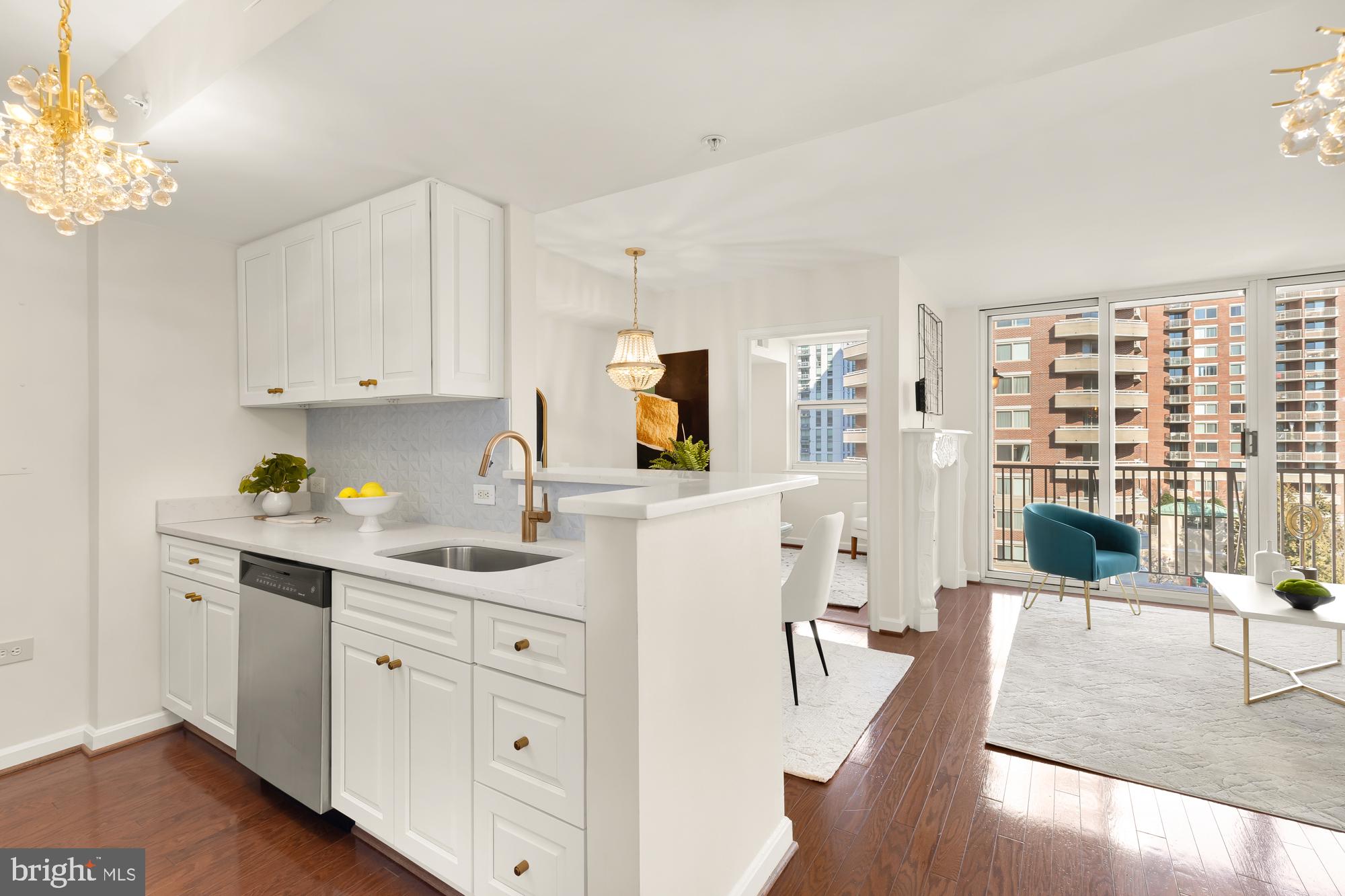 880 N Pollard St #623