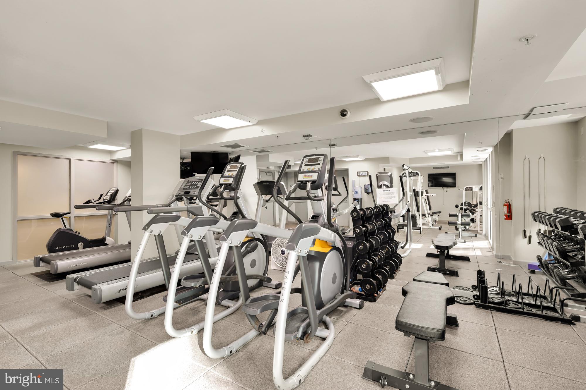 880 N Pollard St #623