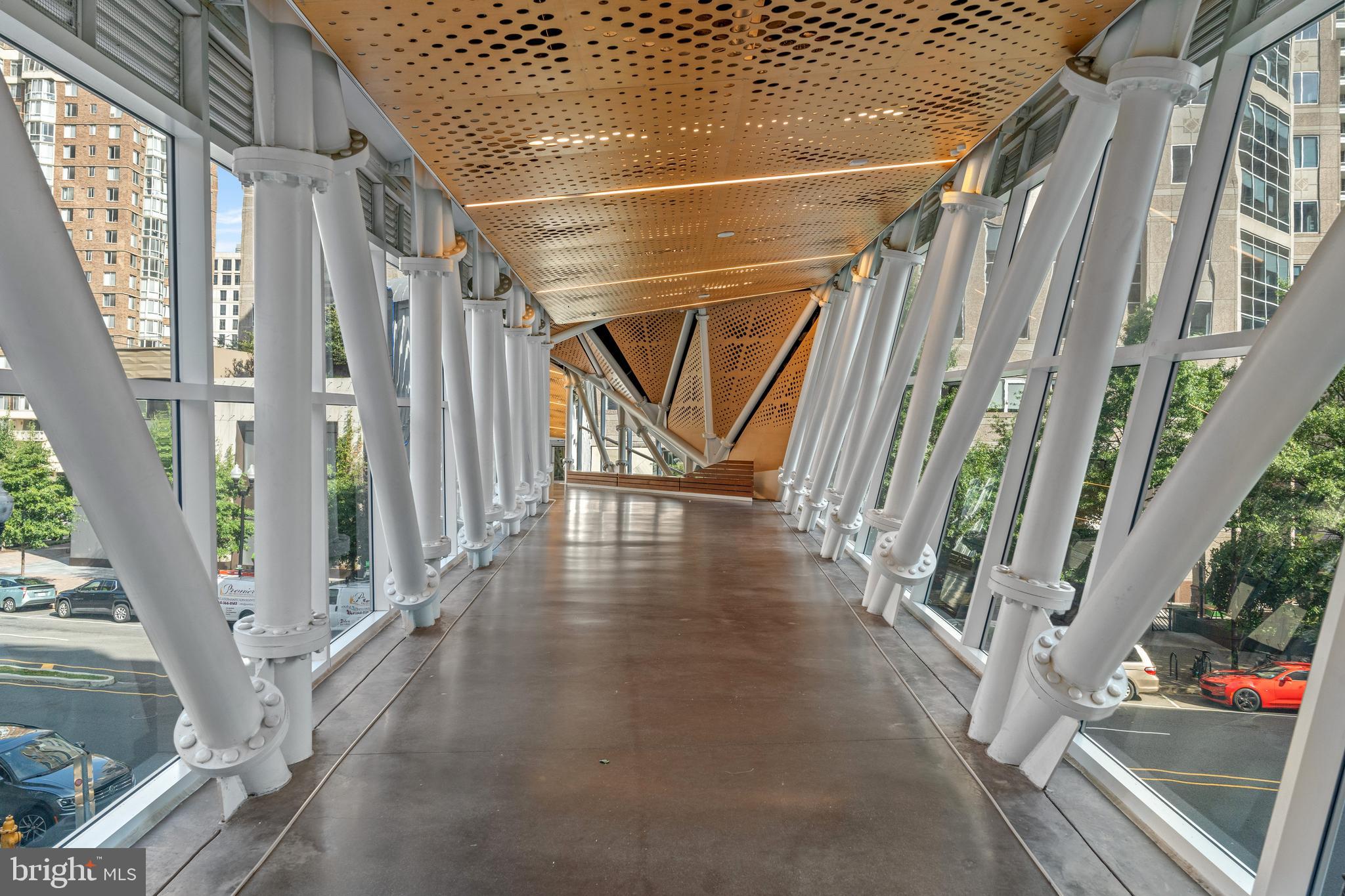 880 N Pollard St #623