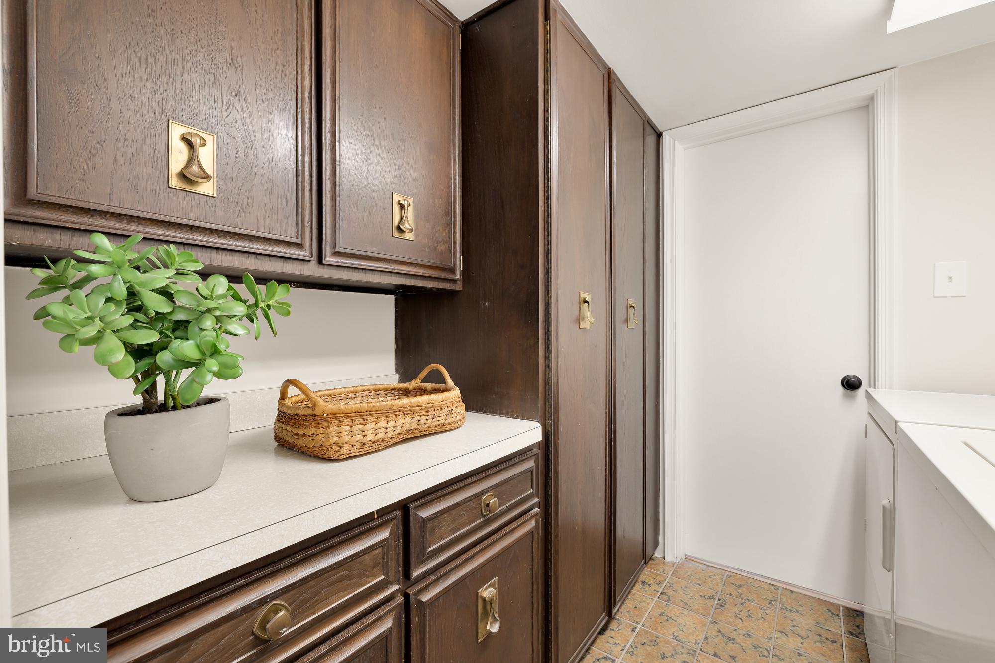 1101 S Arlington Ridge Rd #302