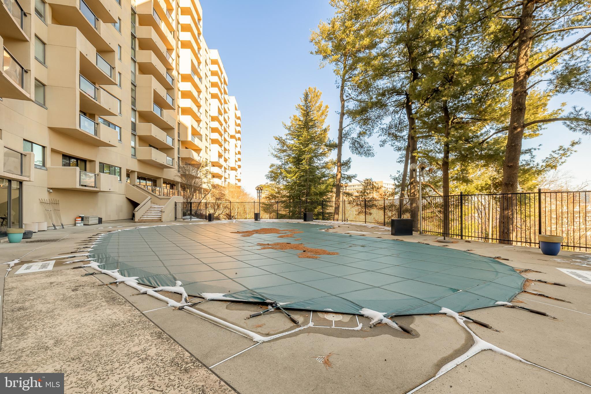 1101 S Arlington Ridge Rd #302