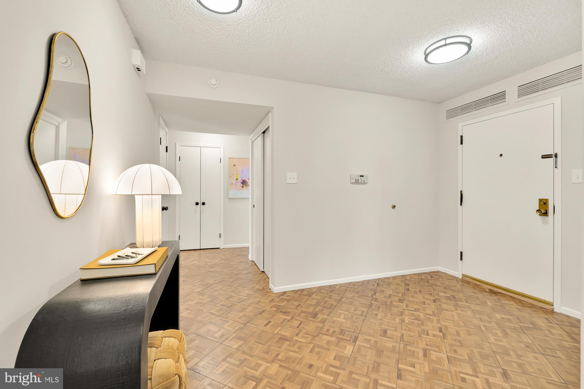 1101 S Arlington Ridge Rd #302