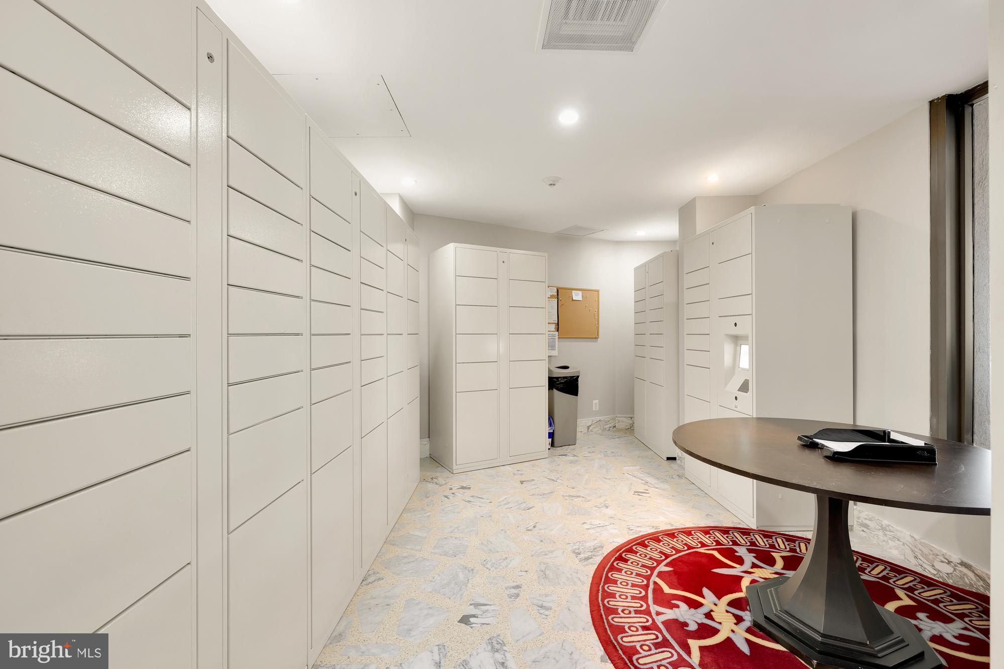 1101 S Arlington Ridge Rd #302
