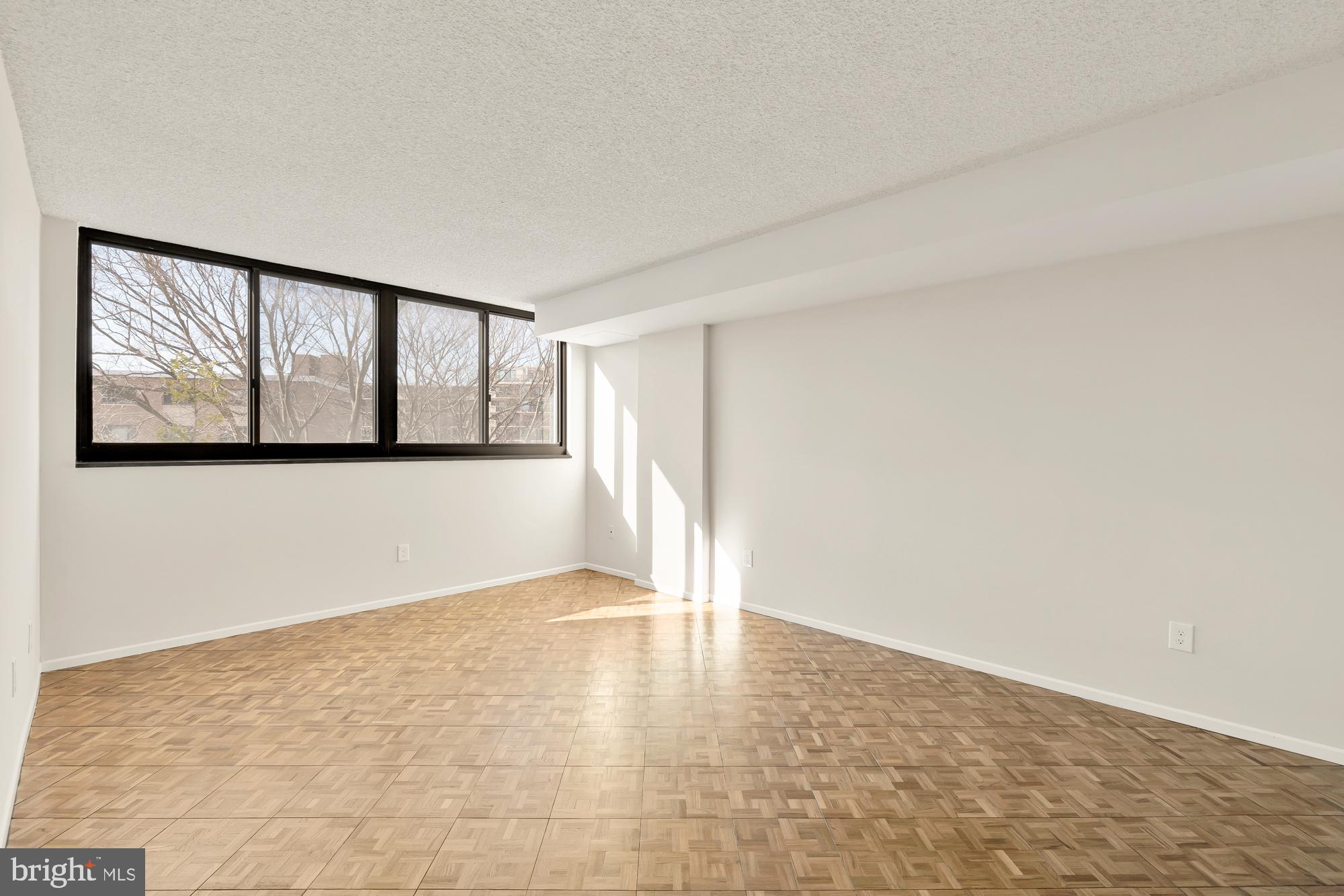 1101 S Arlington Ridge Rd #302